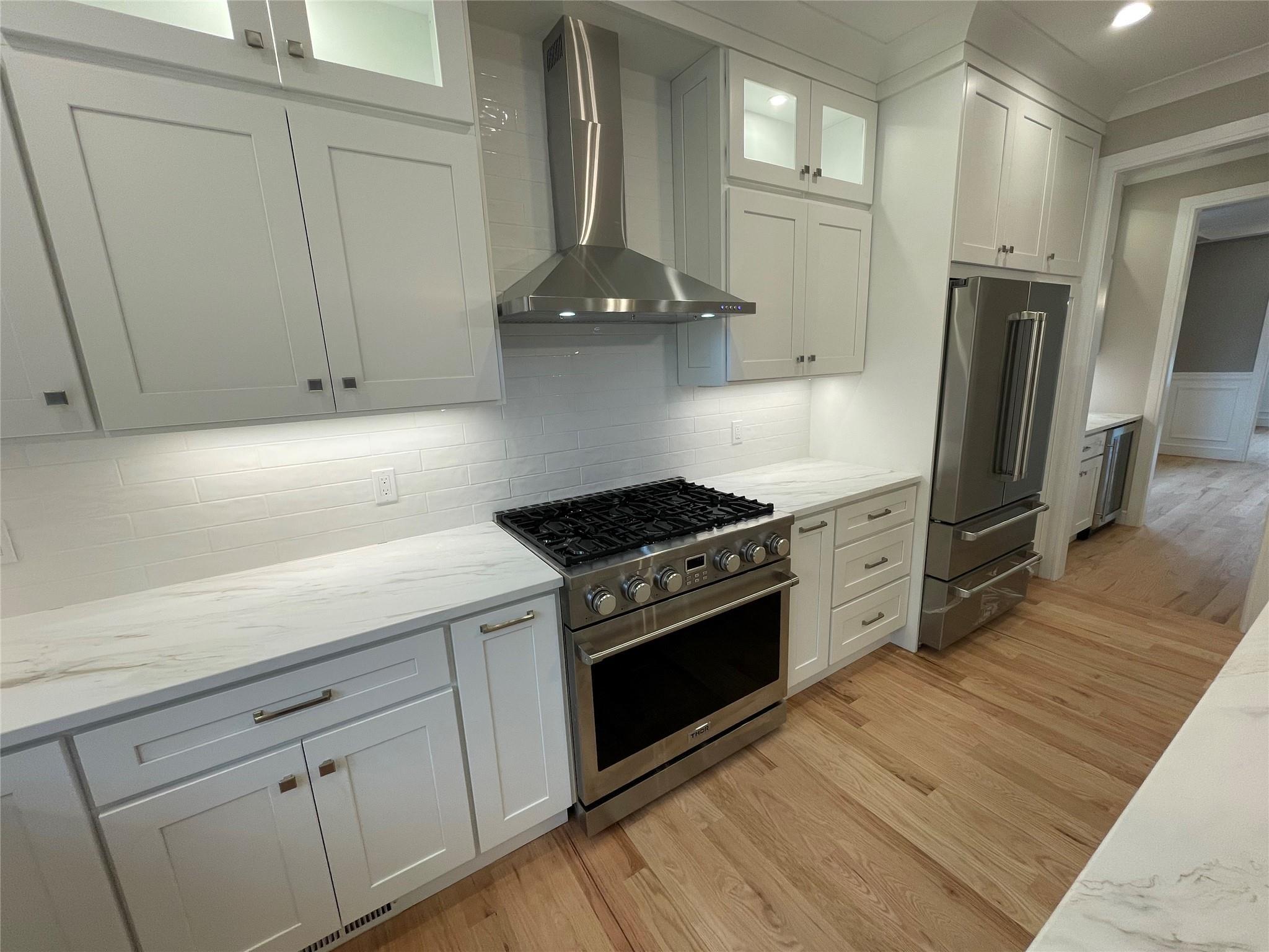 Single Family Latham  Nassau County, NY 11501, MLS-865993-14