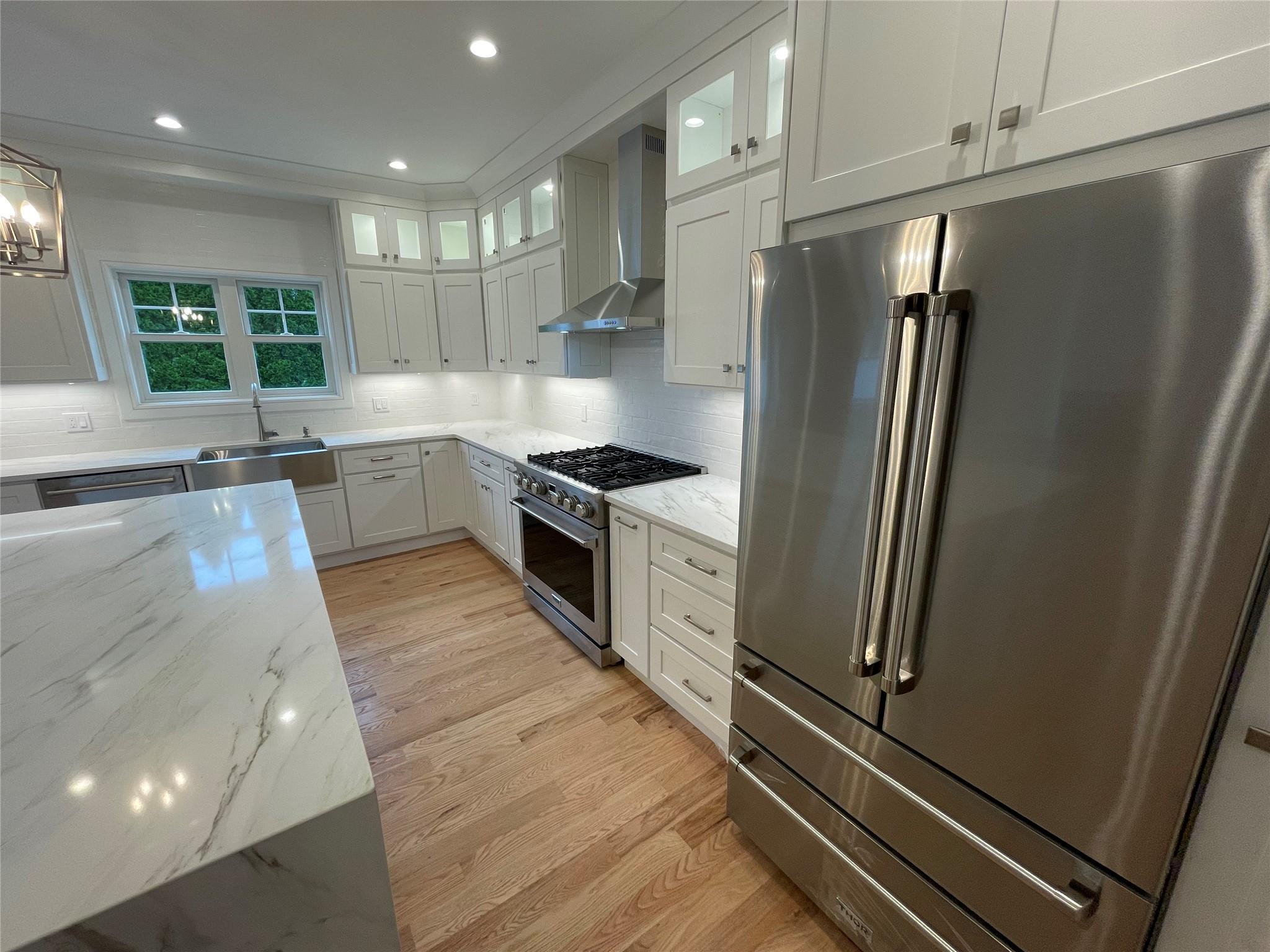 Single Family Latham  Nassau County, NY 11501, MLS-865993-15