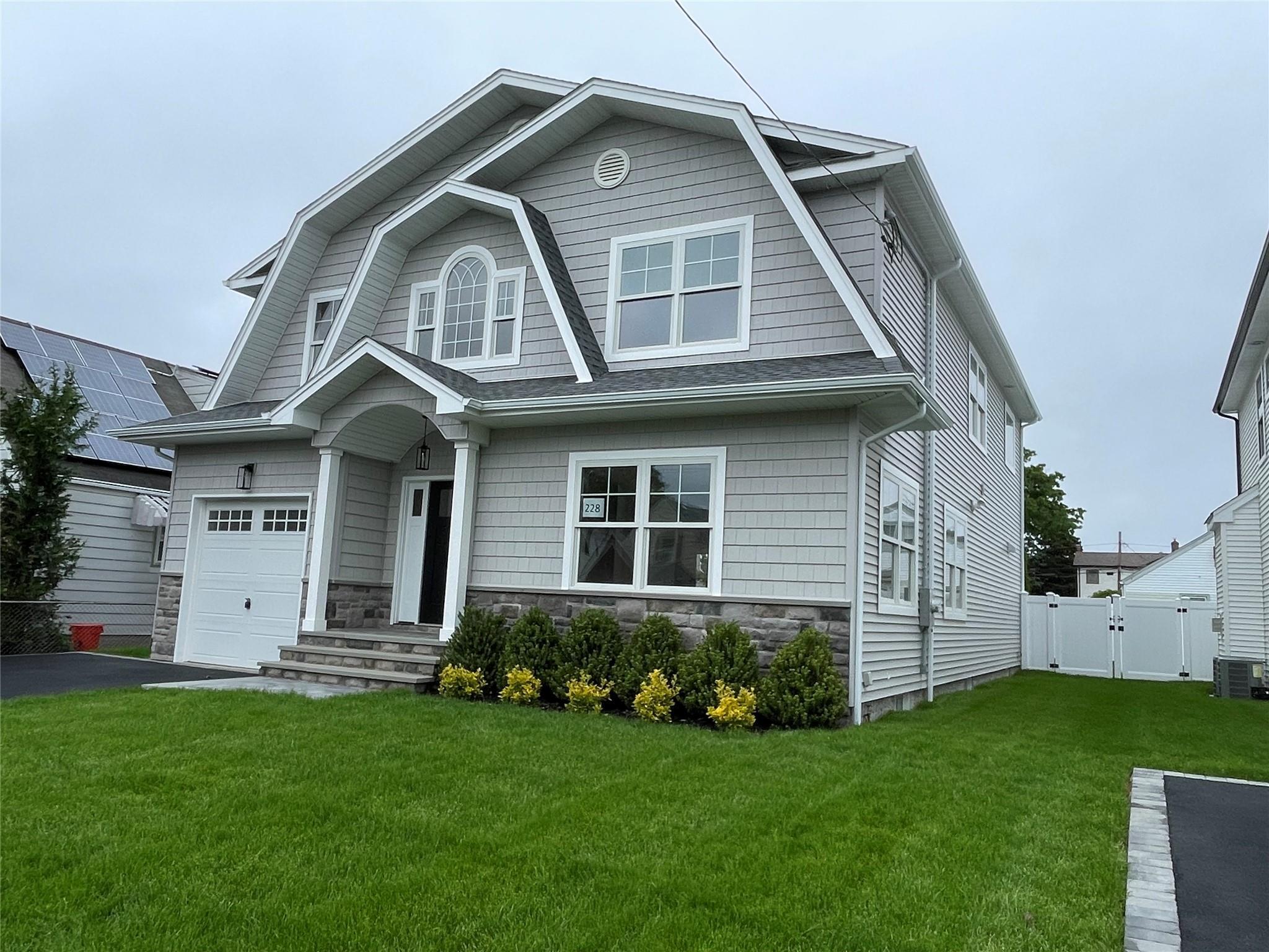 Single Family Latham  Nassau County, NY 11501, MLS-865993-2