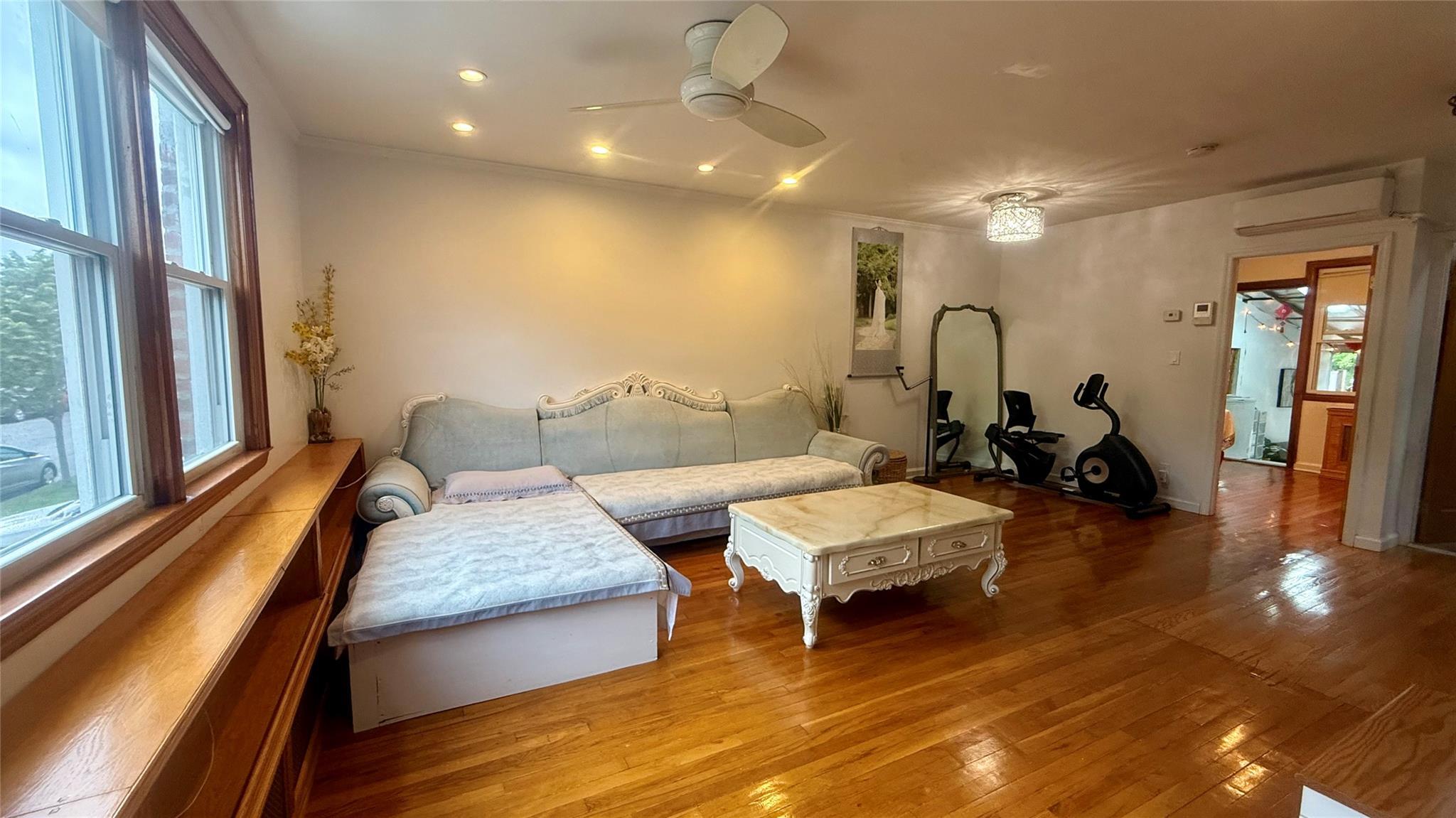 Single Family 64th  Queens, NY 11367, MLS-865995-9