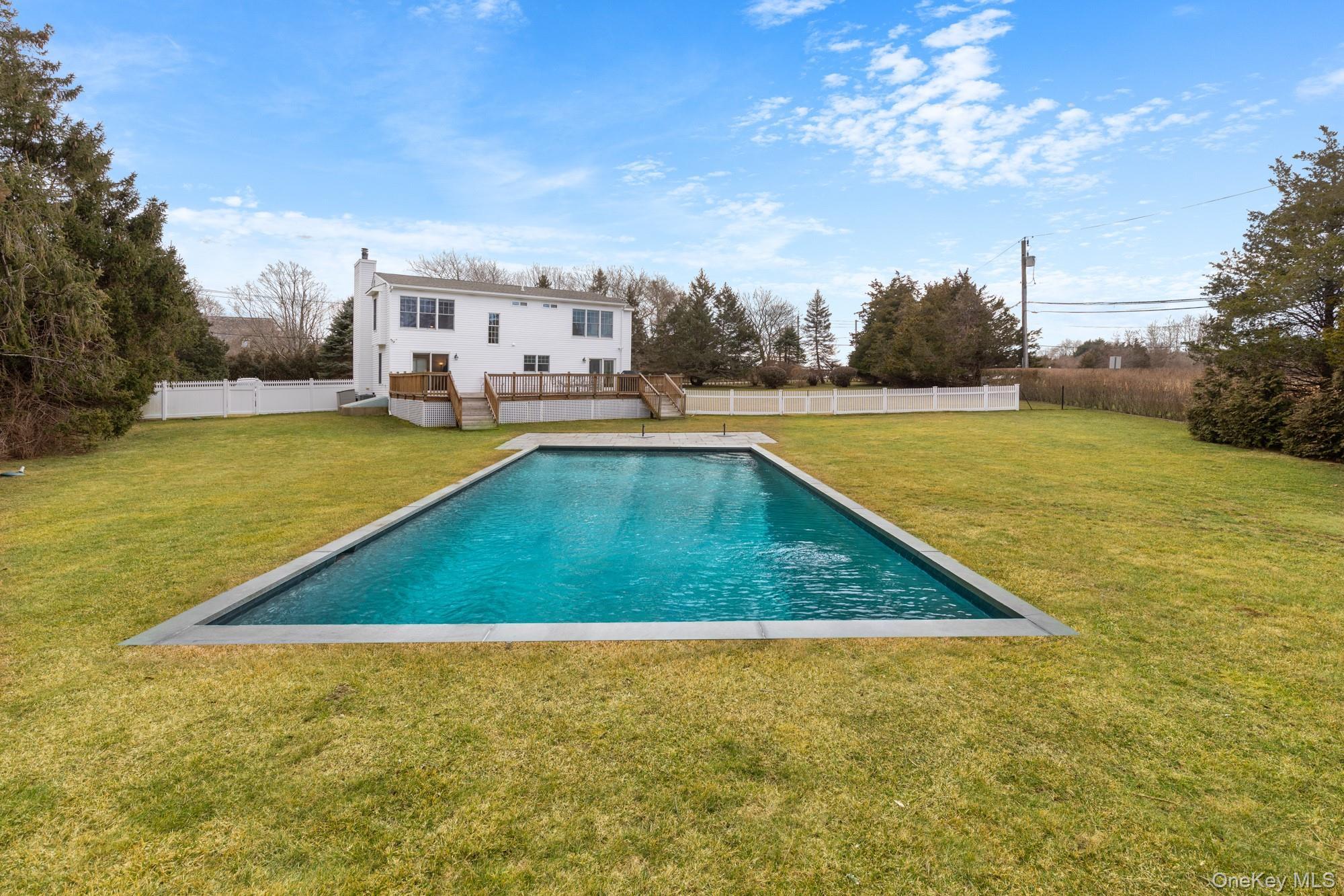 Single Family Lower 7 Ponds Suffolk County, NY 11976, MLS-866002-14