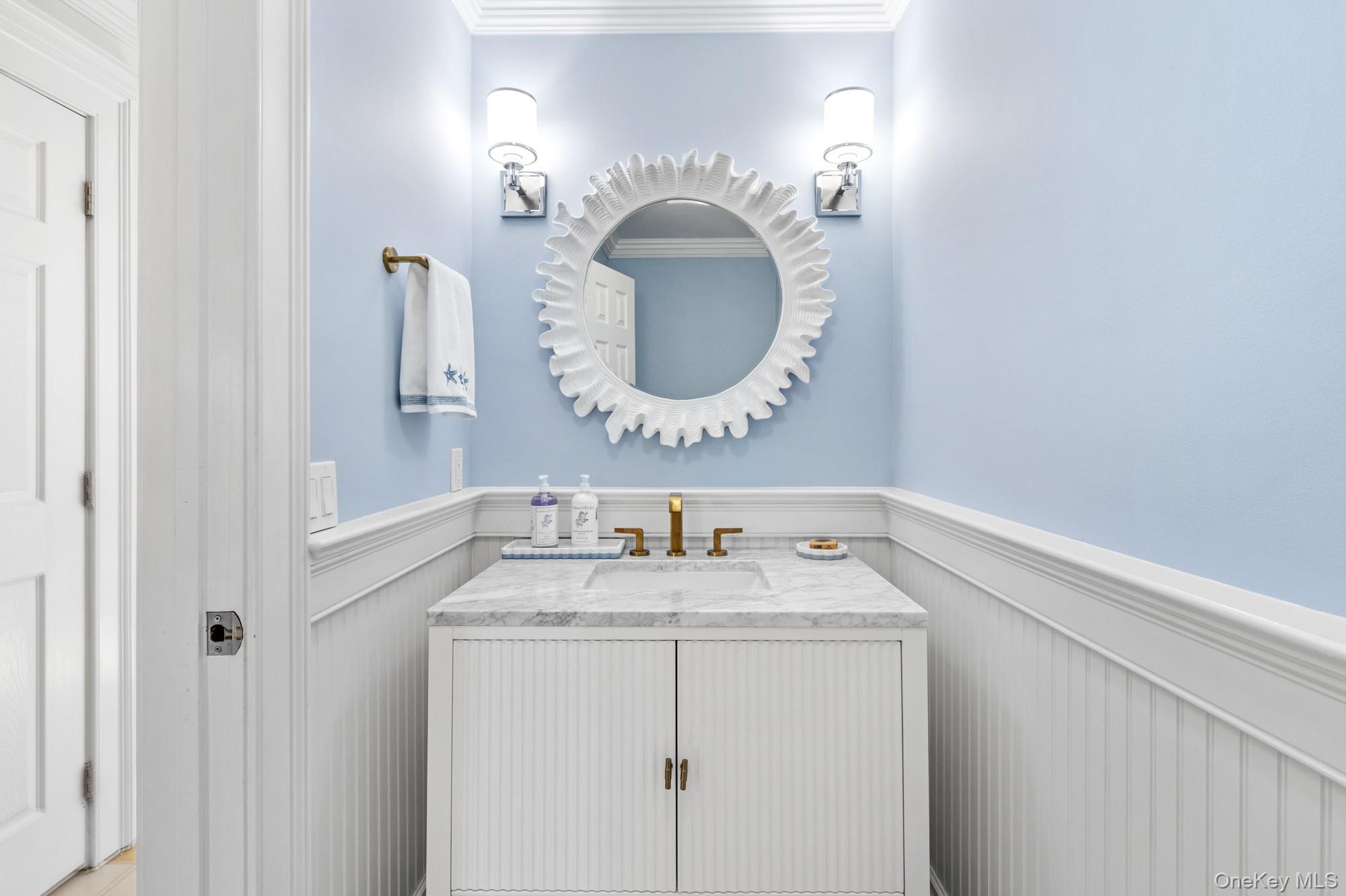 Single Family Lower 7 Ponds Suffolk County, NY 11976, MLS-866002-18