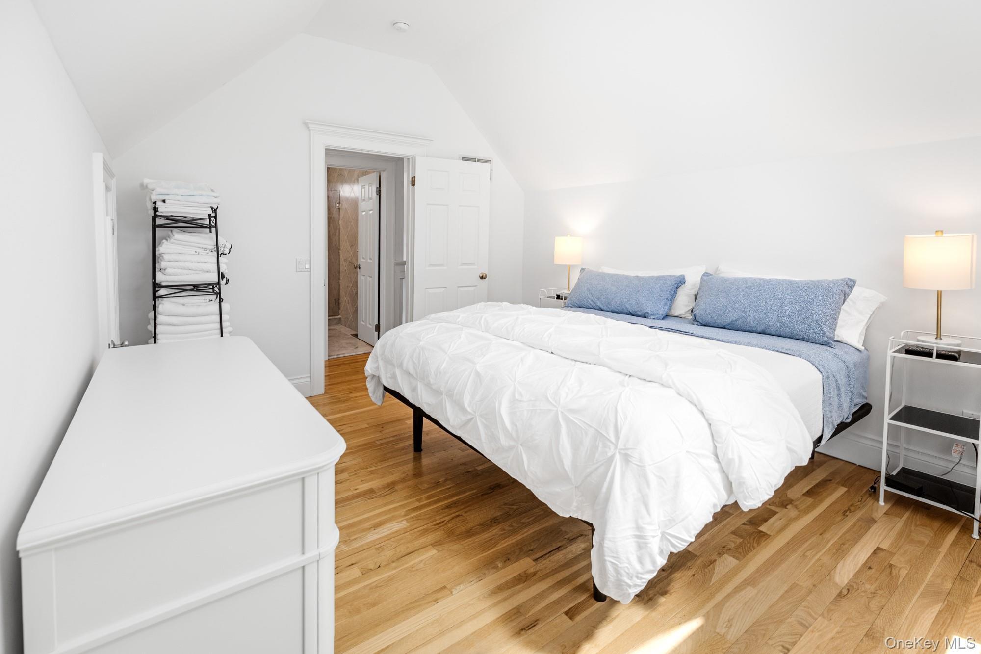 Single Family Lower 7 Ponds Suffolk County, NY 11976, MLS-866002-22