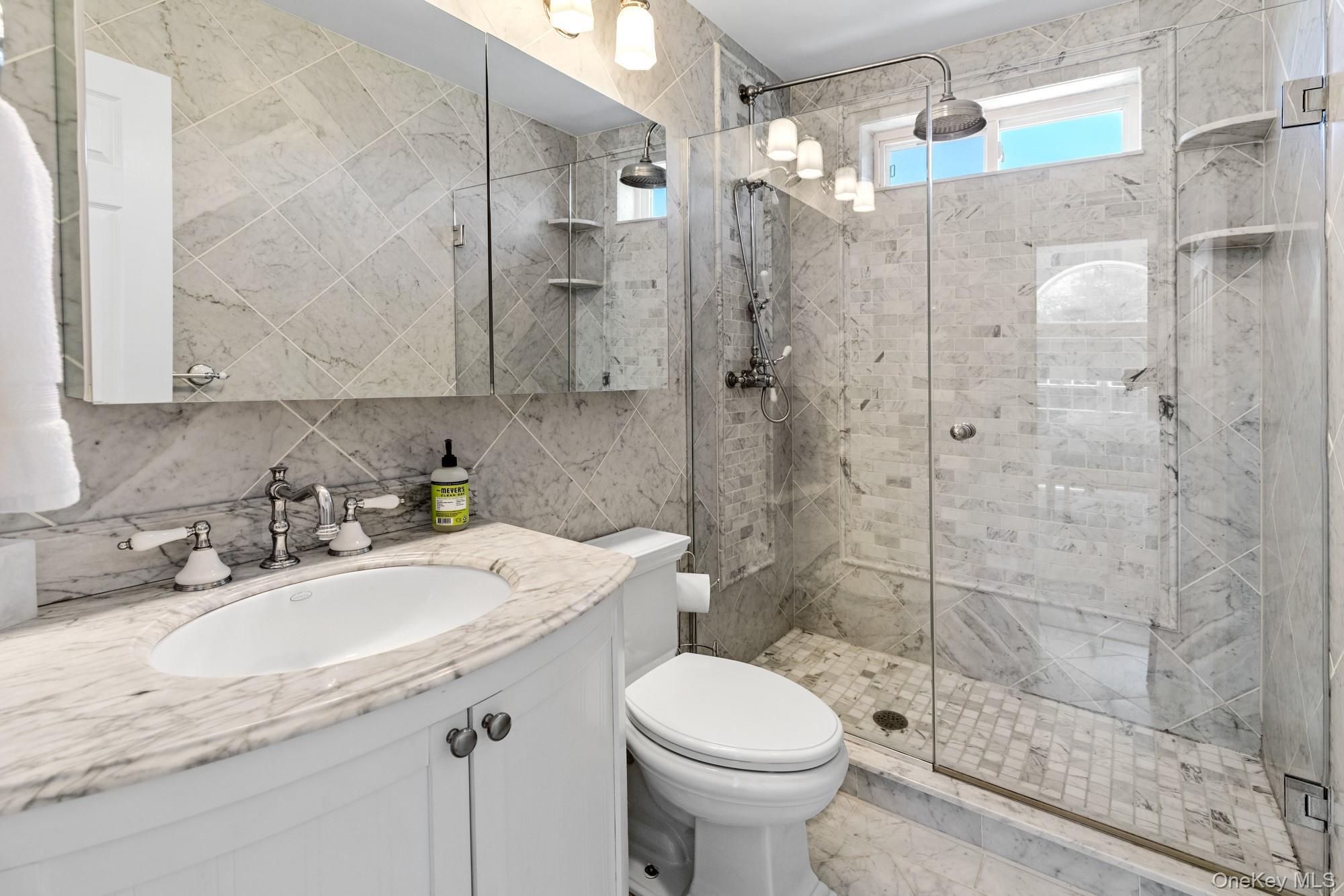 Single Family Lower 7 Ponds Suffolk County, NY 11976, MLS-866002-23