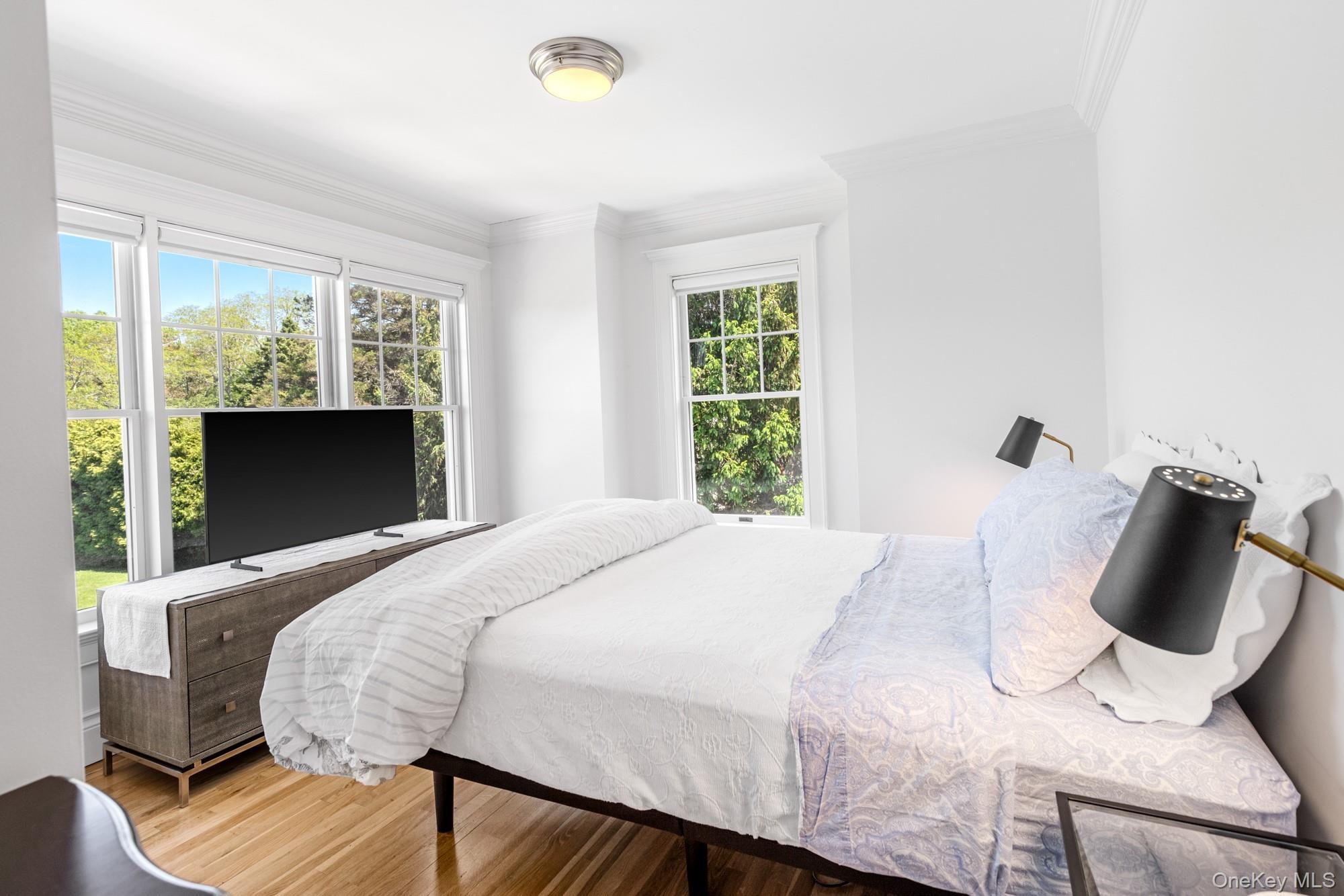 Single Family Lower 7 Ponds Suffolk County, NY 11976, MLS-866002-24