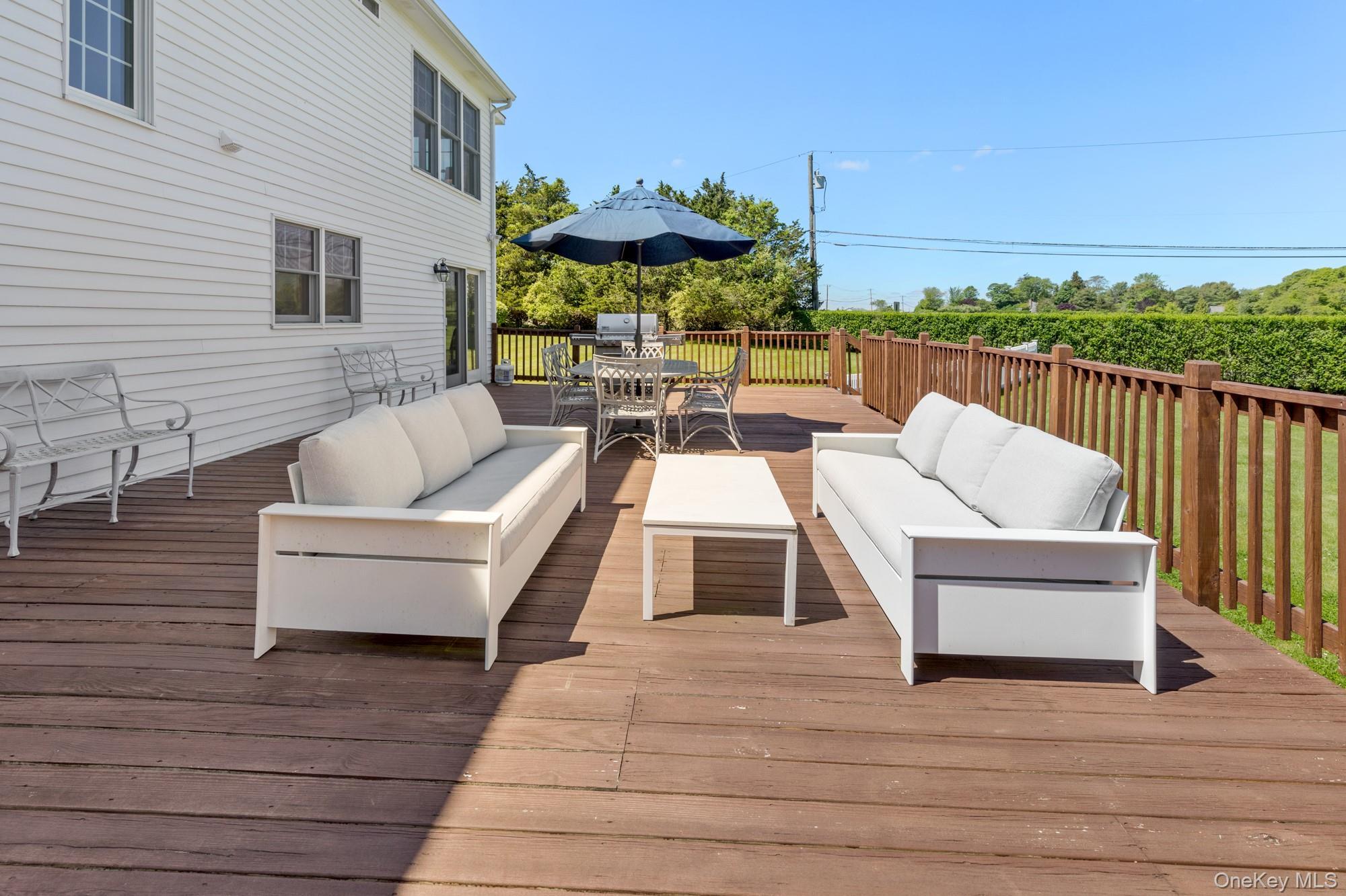 Single Family Lower 7 Ponds Suffolk County, NY 11976, MLS-866002-31