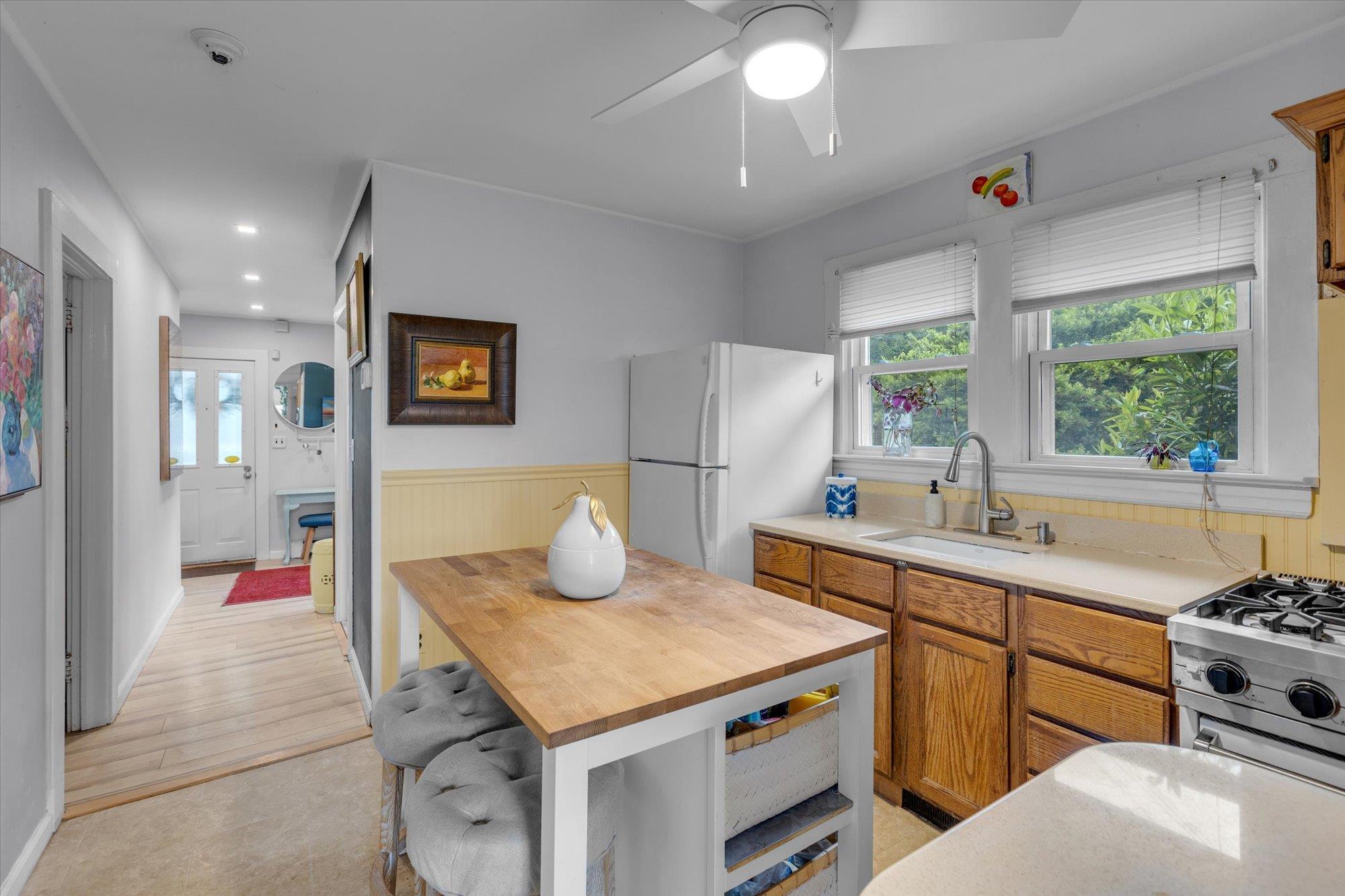 Single Family Makamah Beach  Suffolk County, NY 11768, MLS-866004-11