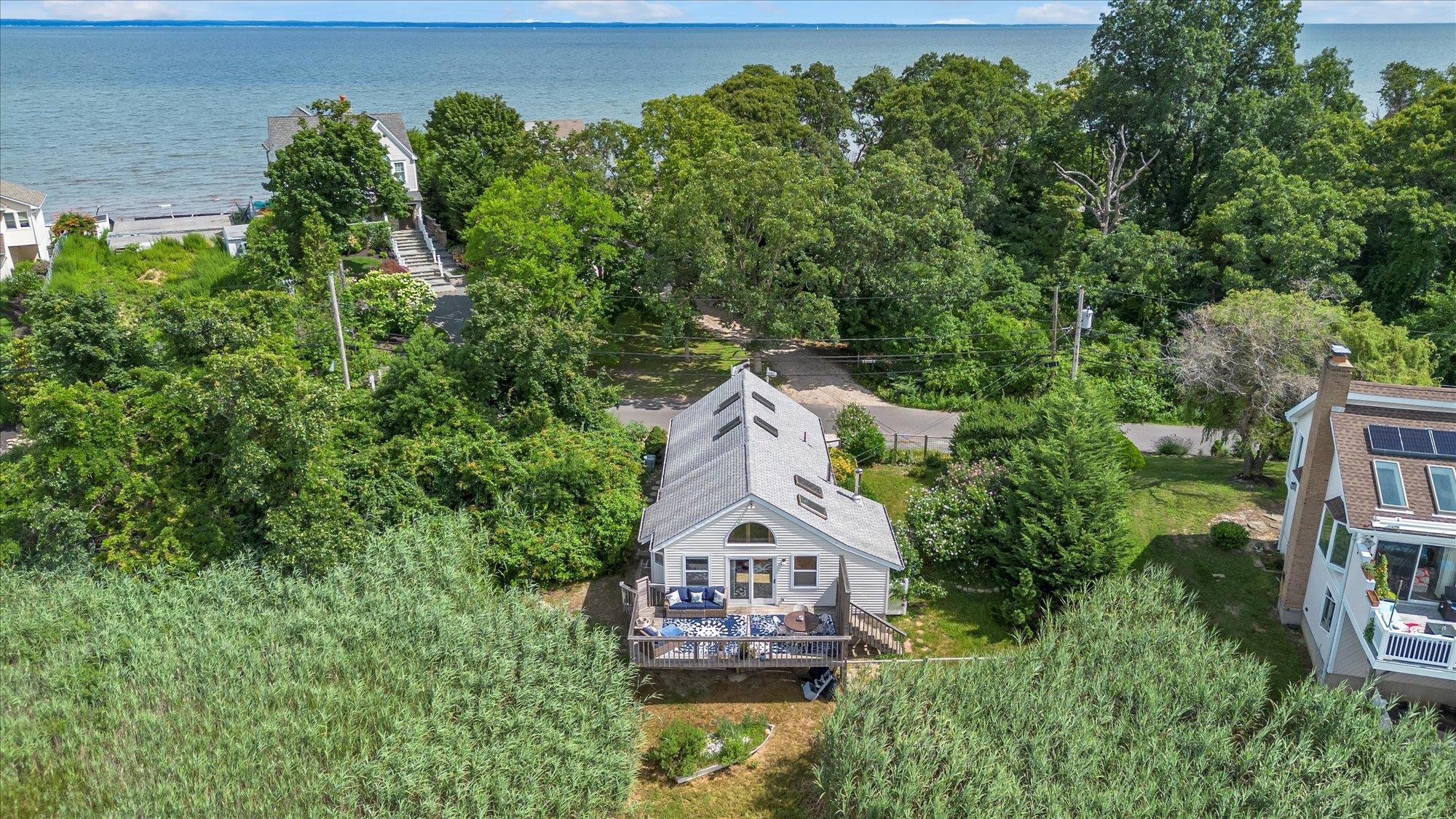 Single Family Makamah Beach  Suffolk County, NY 11768, MLS-866004-31