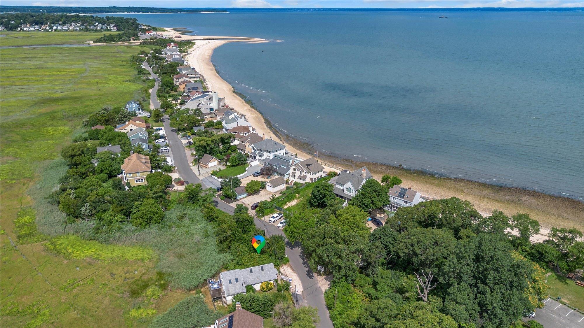 Single Family Makamah Beach  Suffolk County, NY 11768, MLS-866004-36