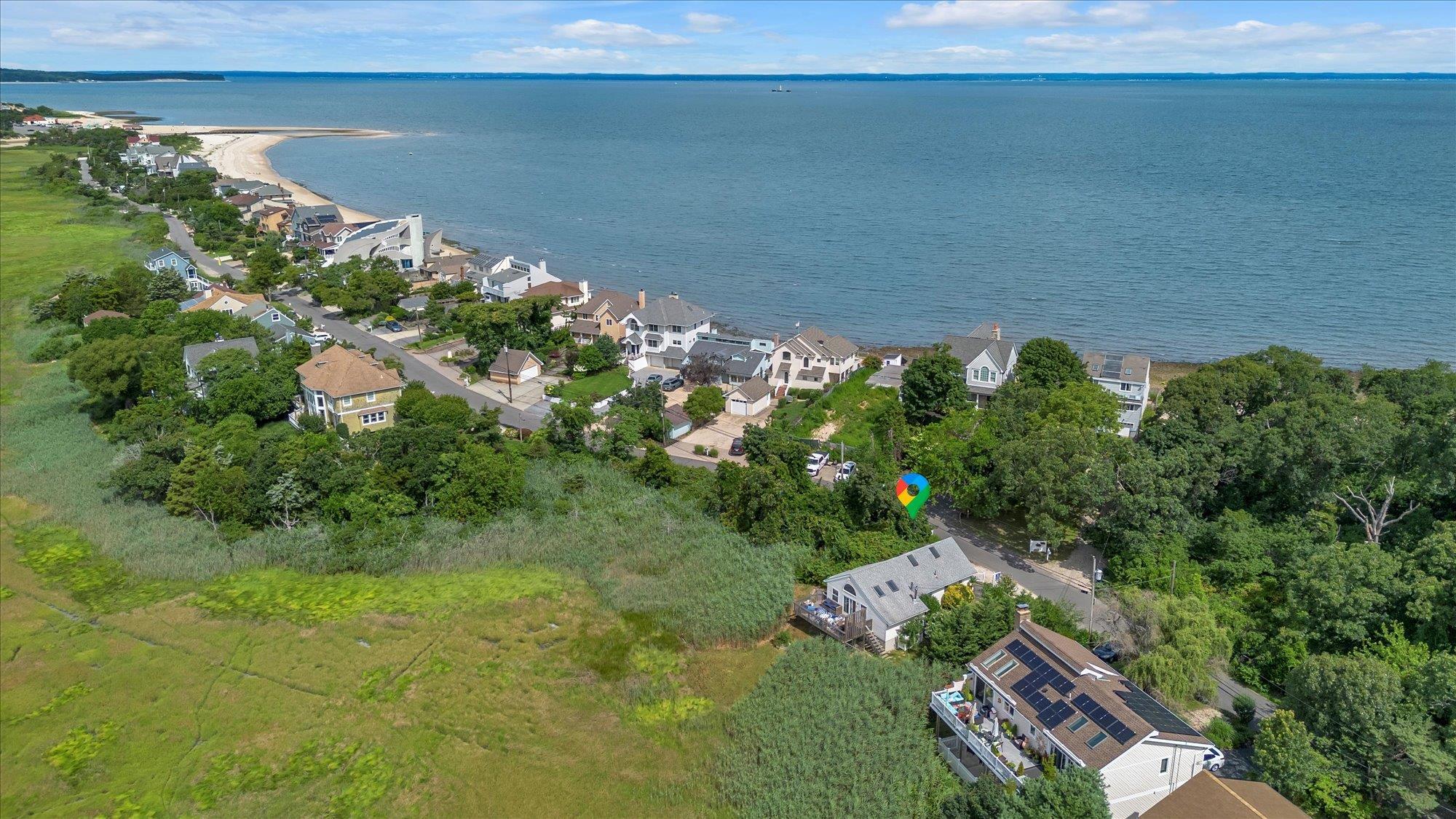 Single Family Makamah Beach  Suffolk County, NY 11768, MLS-866004-37