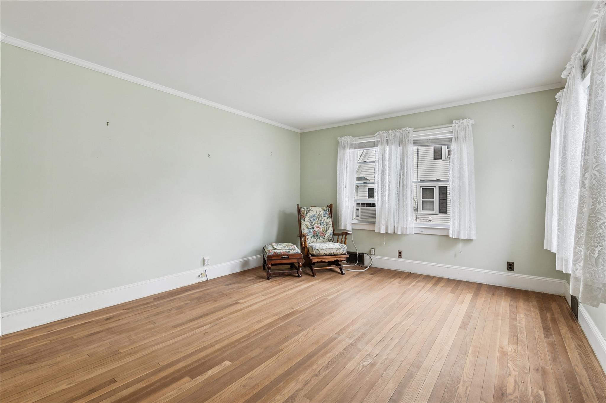 Single Family Woodhull  Suffolk County, NY 11901, MLS-866006-5