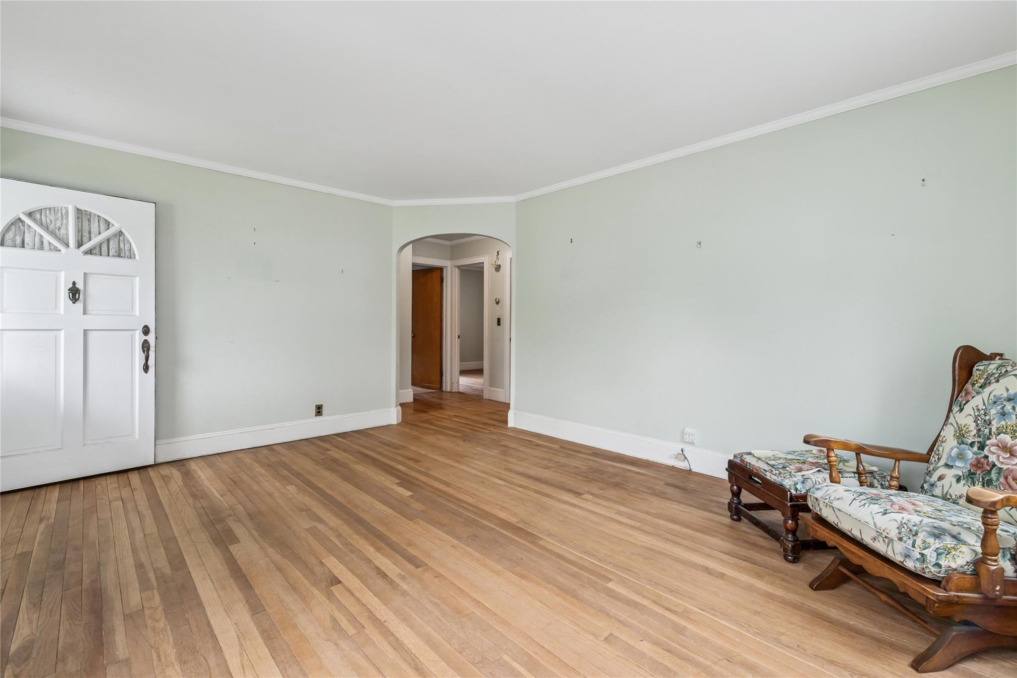 Single Family Woodhull  Suffolk County, NY 11901, MLS-866006-6