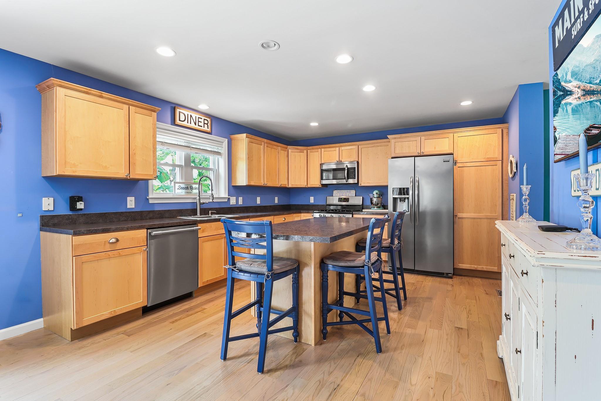 Single Family Accabonac  Suffolk County, NY 11937, MLS-866008-9