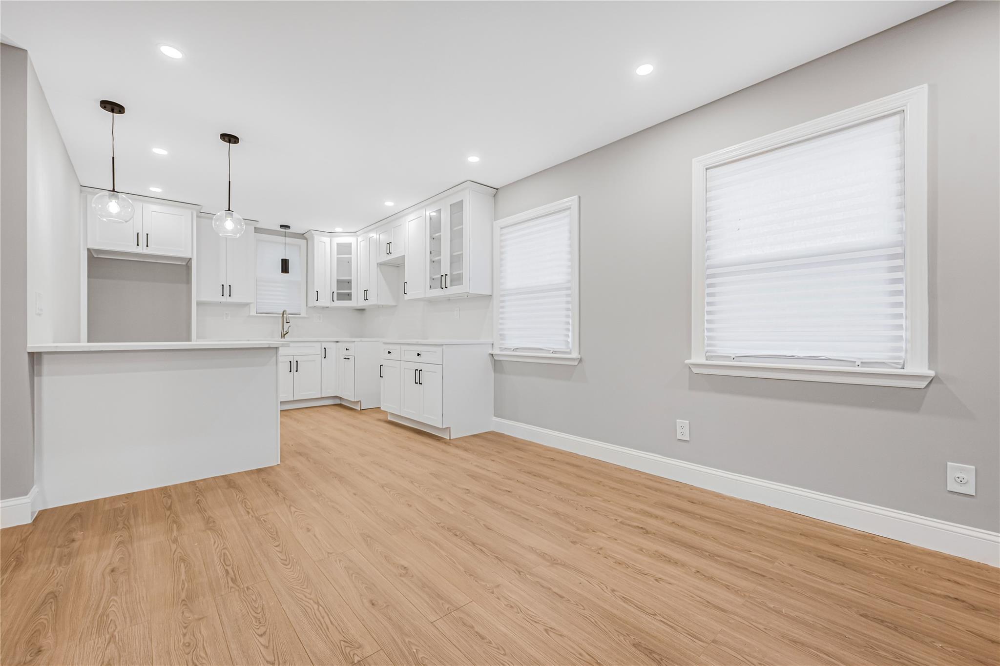 Single Family Dorchester  Nassau County, NY 11530, MLS-866012-17