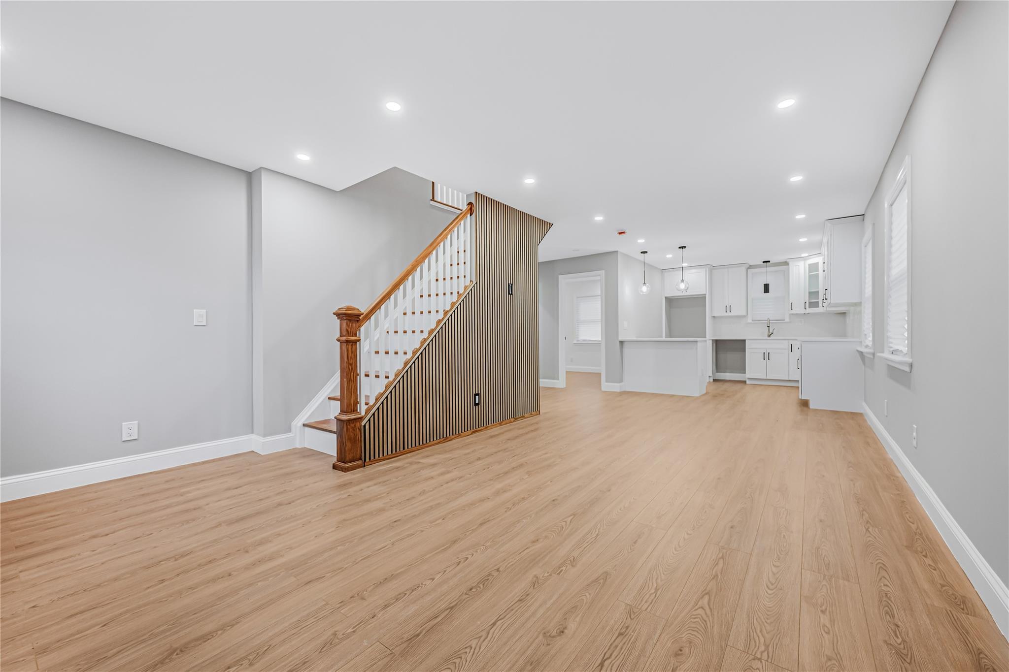 Single Family Dorchester  Nassau County, NY 11530, MLS-866012-3