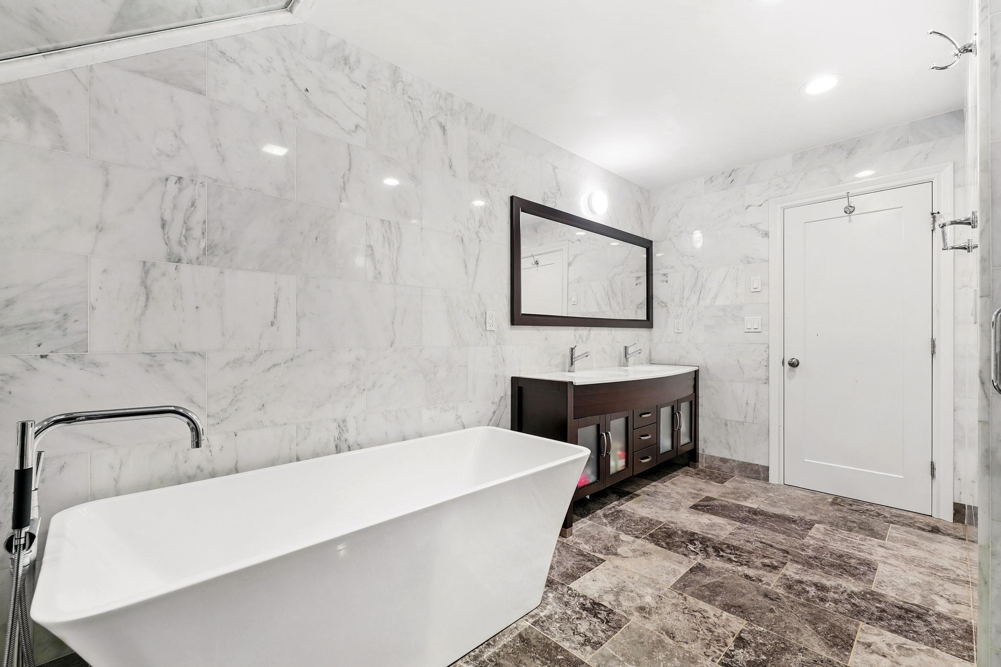 Single Family Berkley  Westchester County, NY 10510, MLS-866019-17