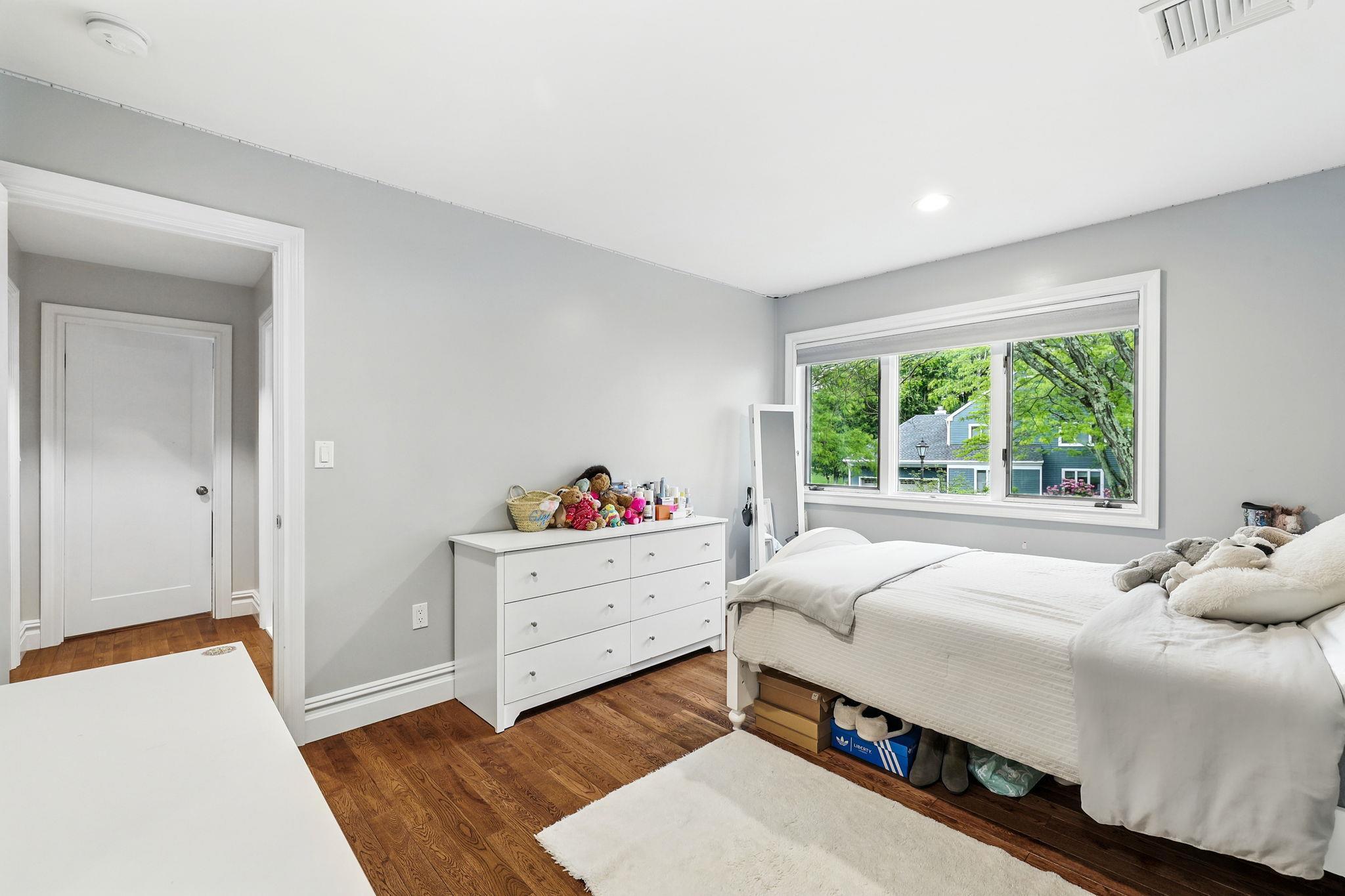 Single Family Berkley  Westchester County, NY 10510, MLS-866019-21