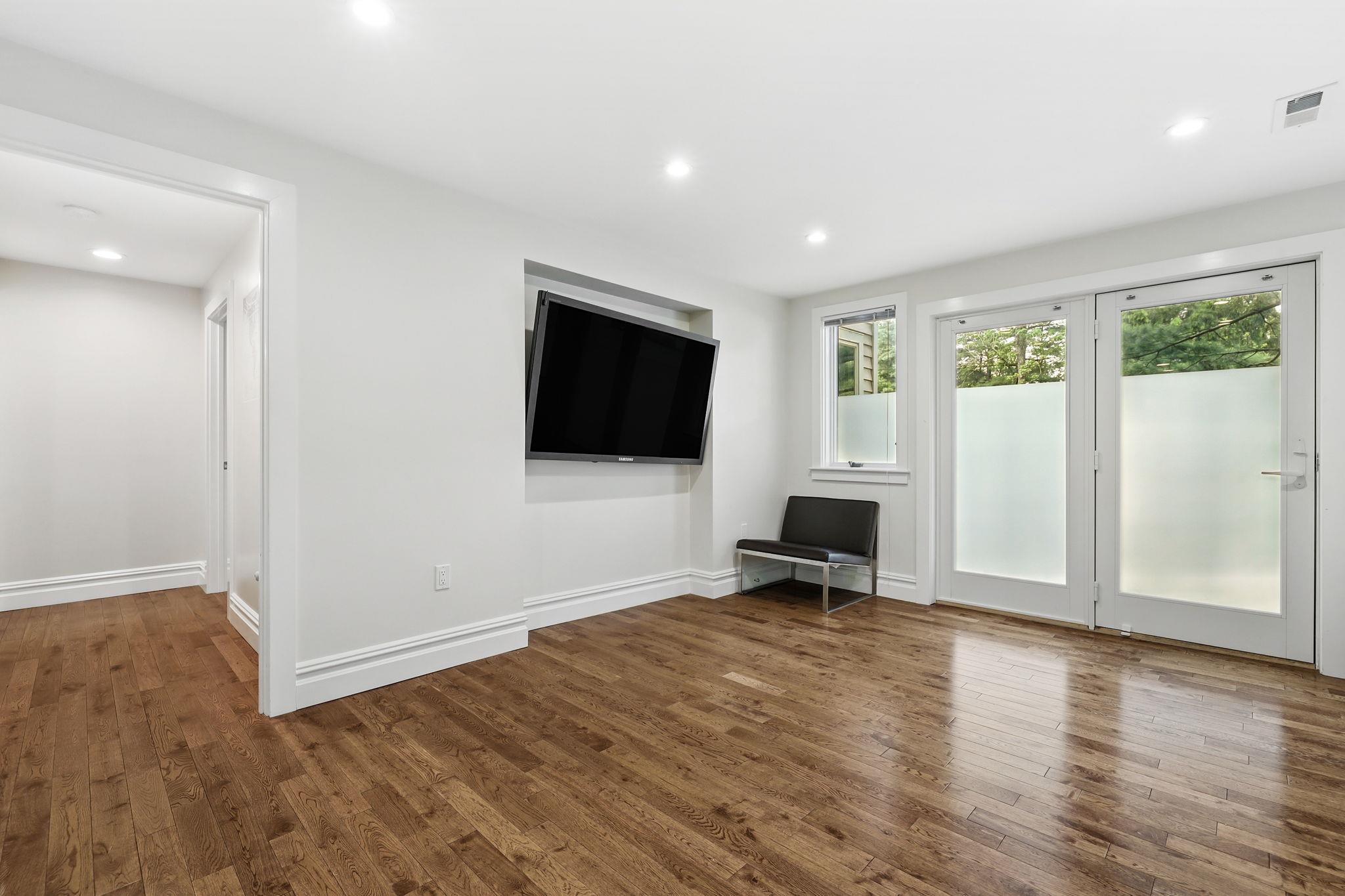 Single Family Berkley  Westchester County, NY 10510, MLS-866019-22