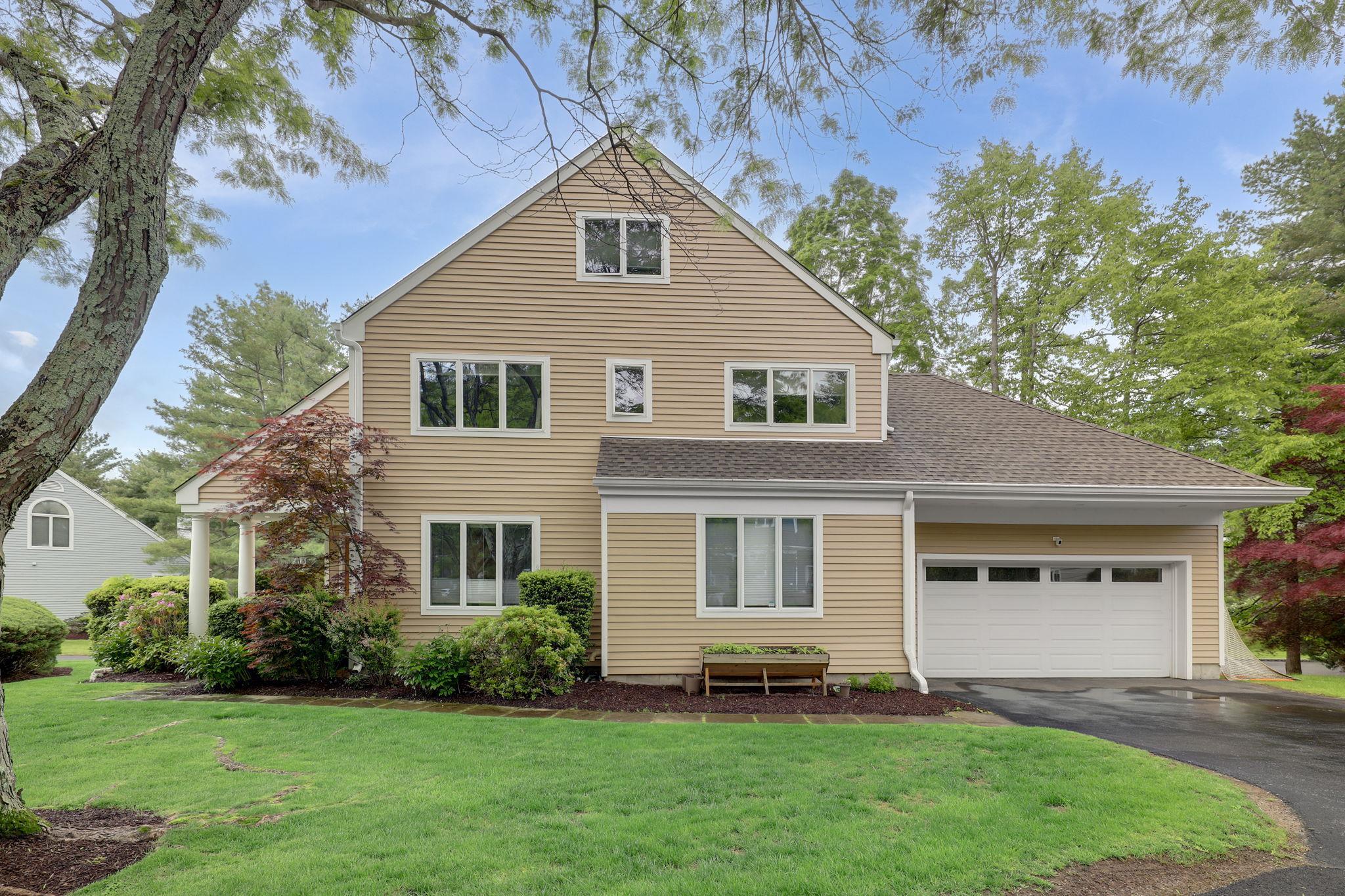 Single Family Berkley  Westchester County, NY 10510, MLS-866019-3