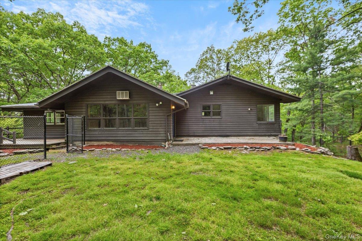 Single Family Schnackenberg  Columbia County, NY 12075, MLS-866033-37