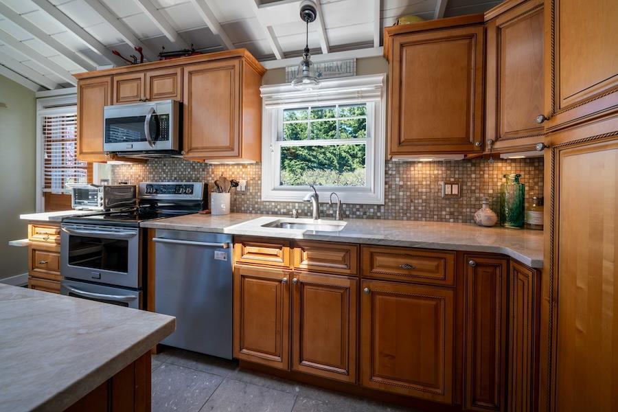 Single Family Gull  Suffolk County, NY 11706, MLS-866034-6