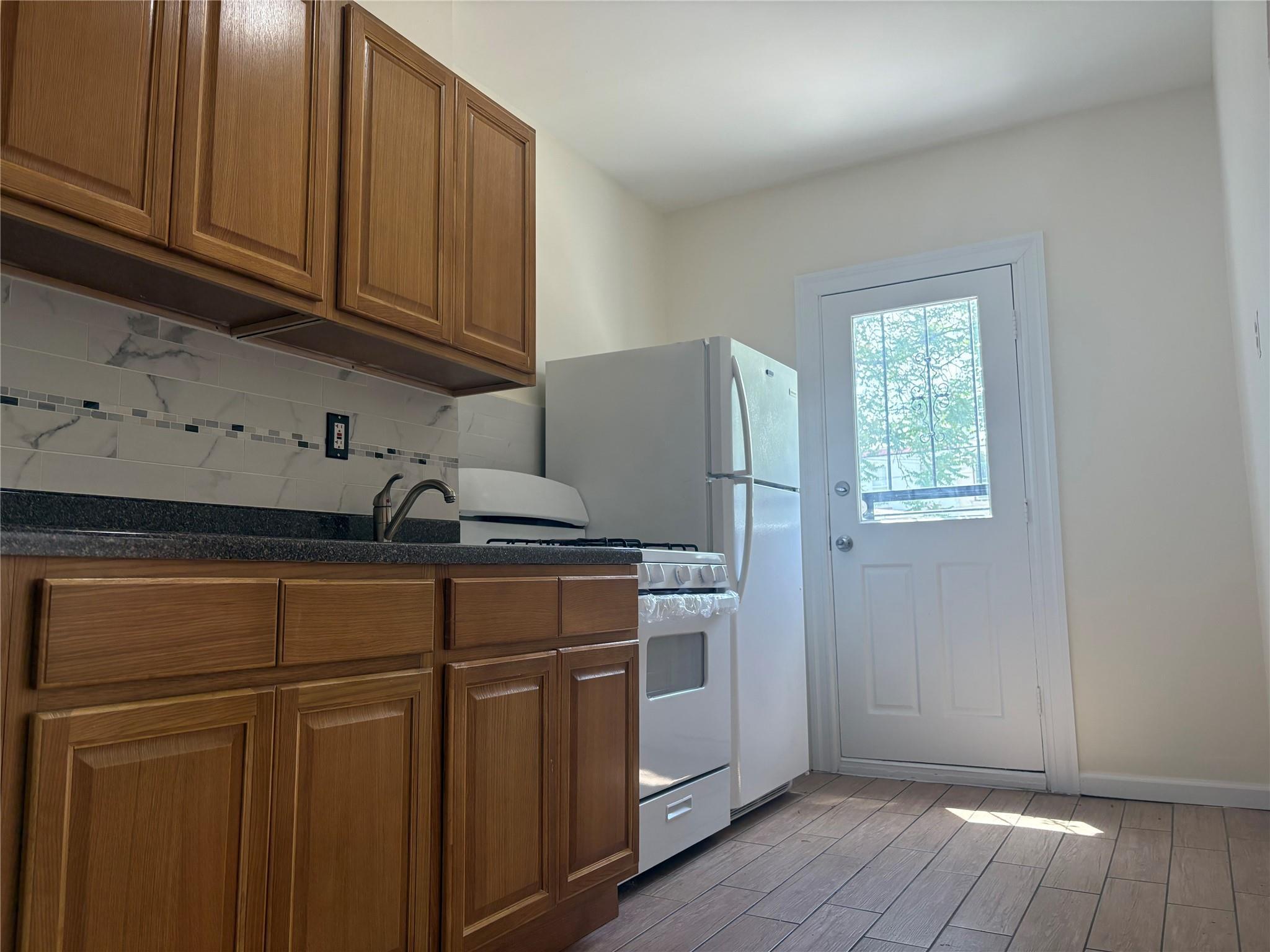 Single Family Grant  Brooklyn, NY 11208, MLS-866044-4