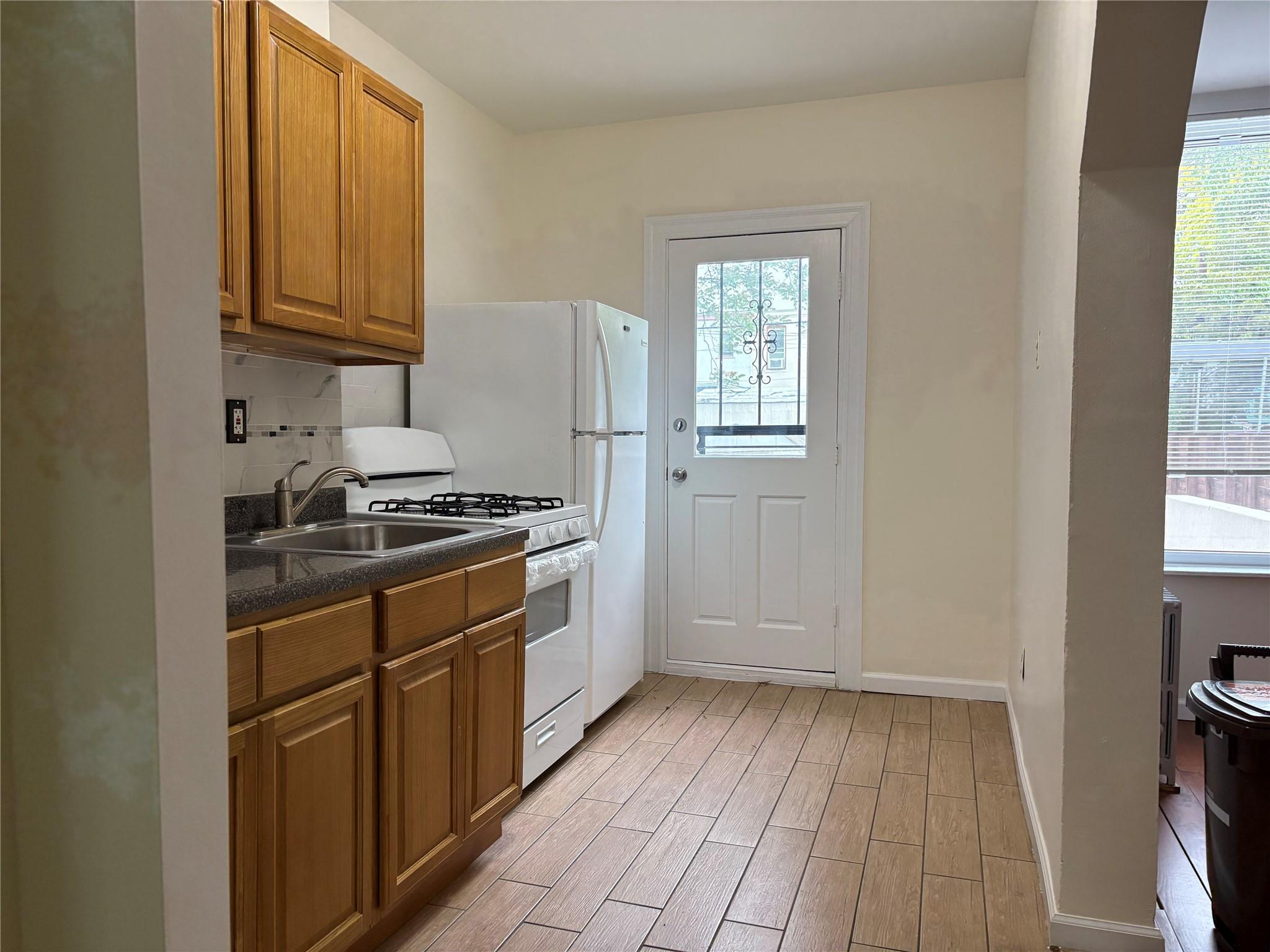 Single Family Grant  Brooklyn, NY 11208, MLS-866044-5