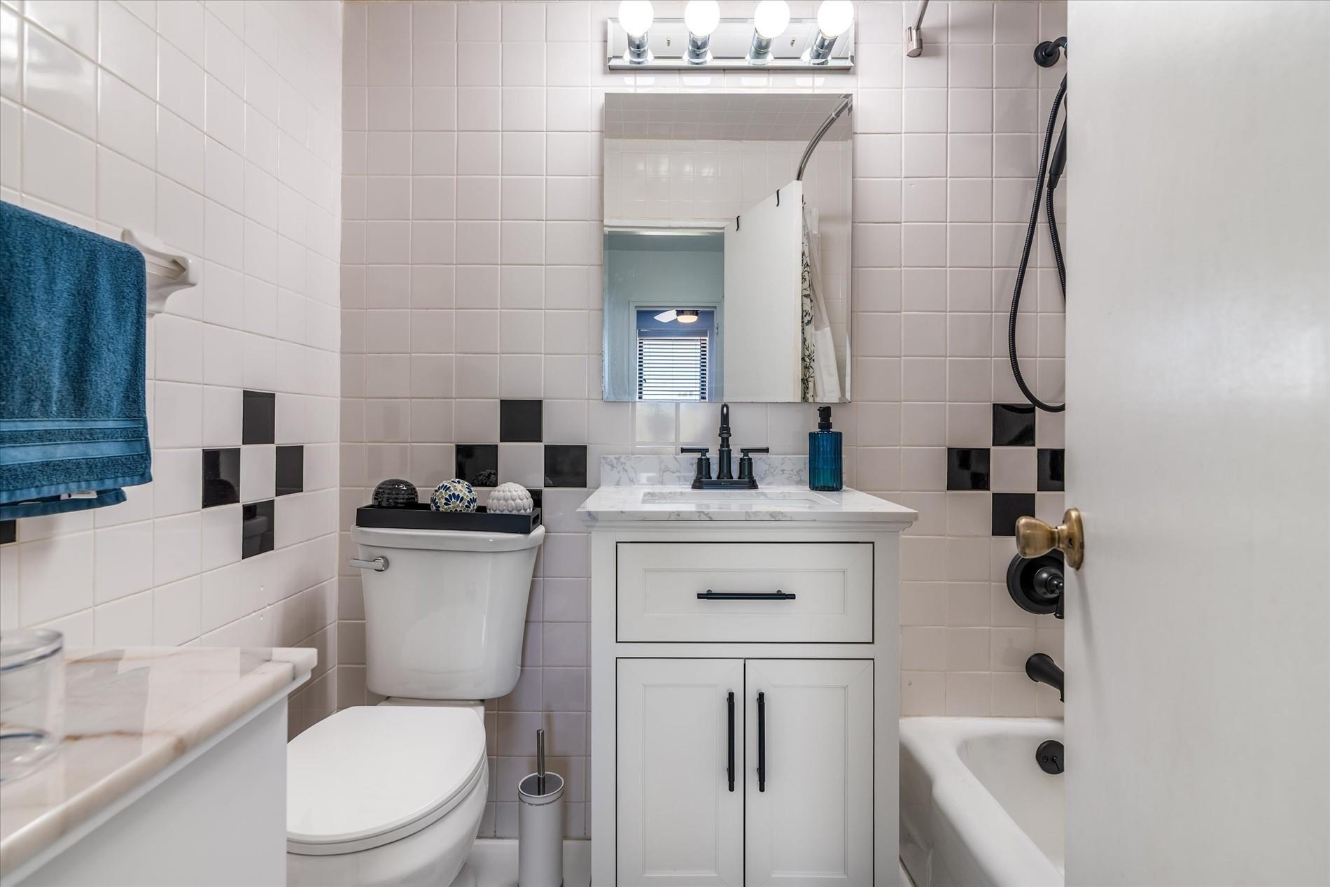Coop 153  Queens, NY 11414, MLS-866060-14