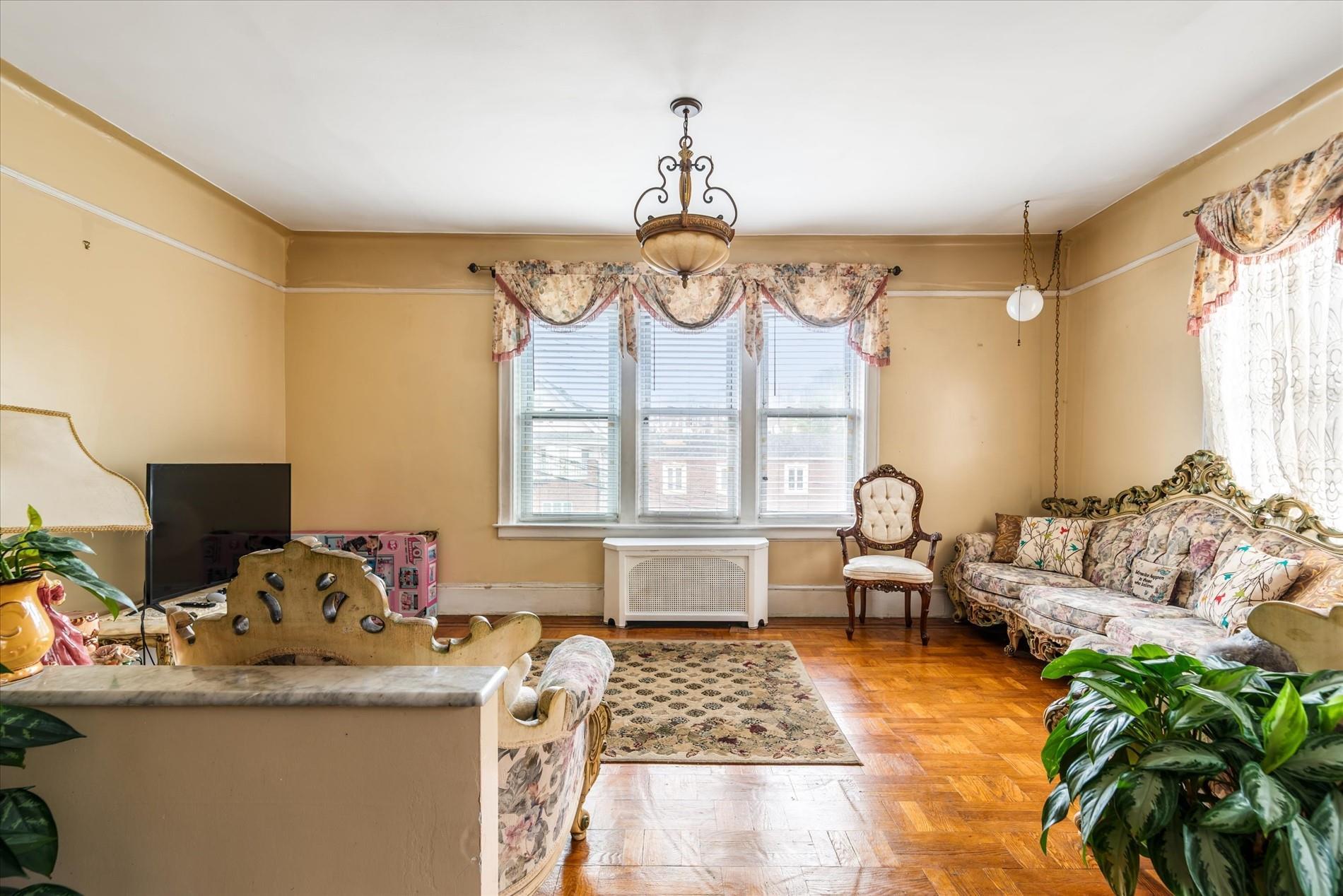 Single Family 35th  Brooklyn, NY 11210, MLS-866076-5