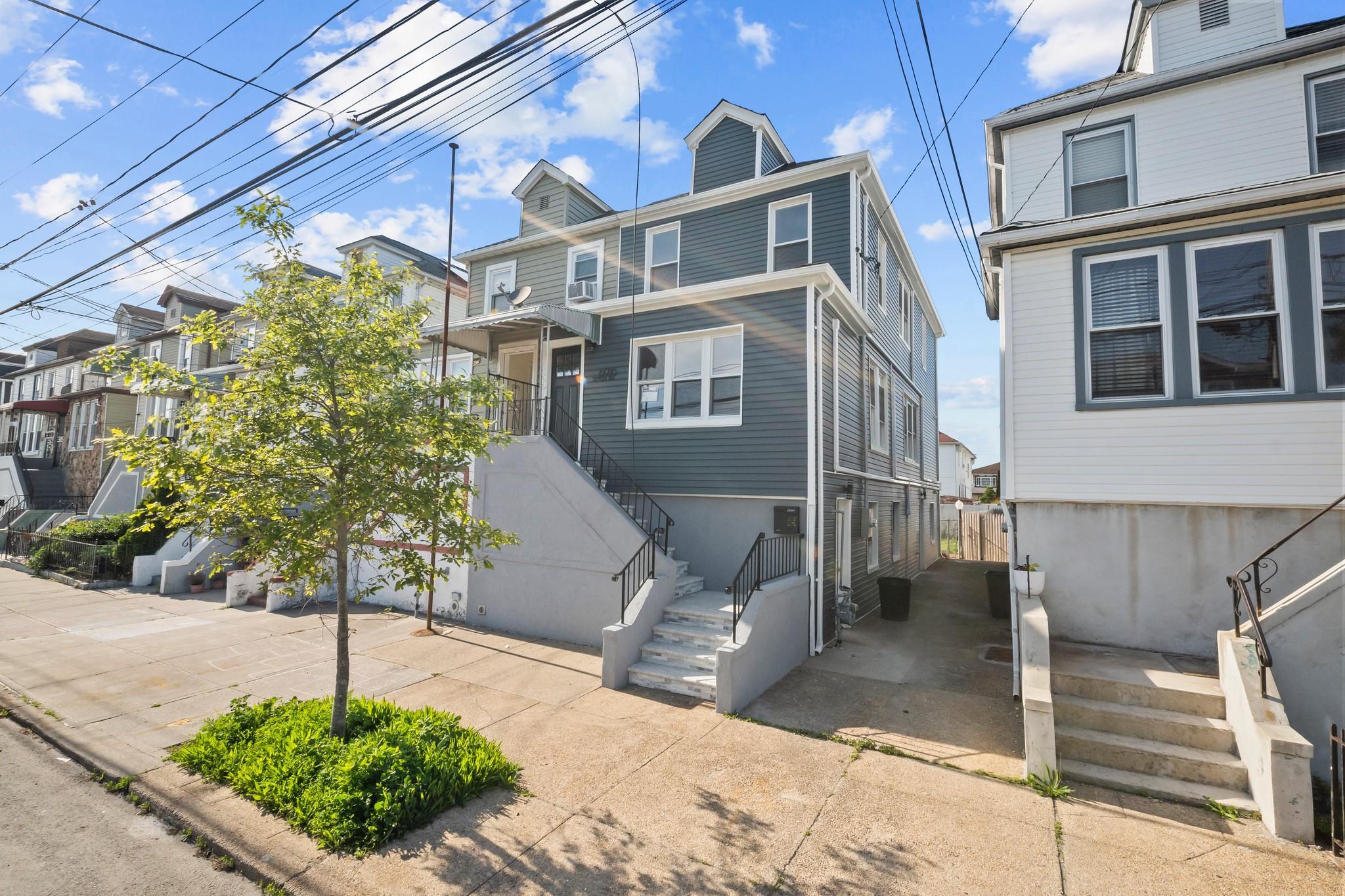 Single Family Almeda  Queens, NY 11692, MLS-866077-19