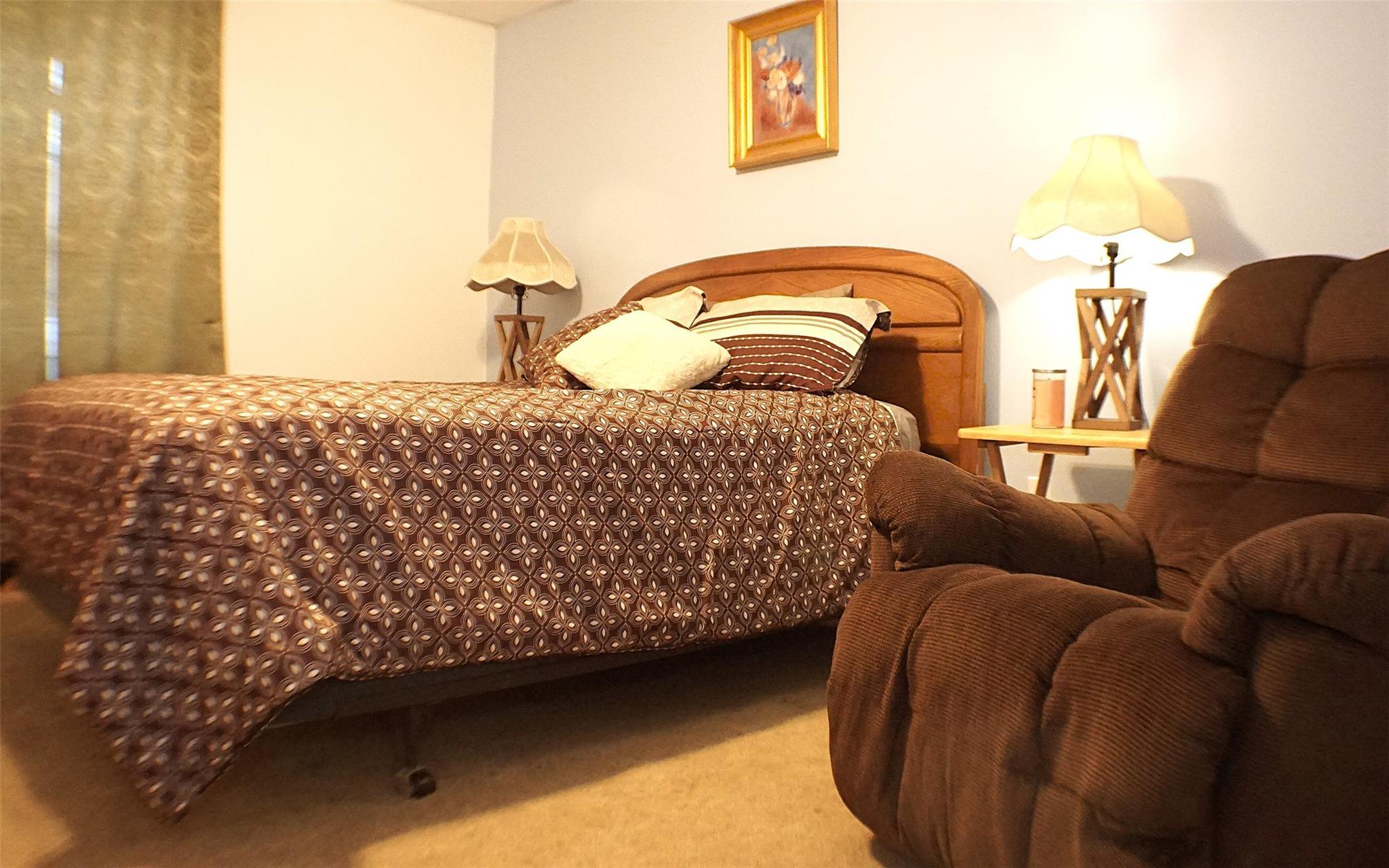 Single Family Saunders  Ulster County, NY 12489, MLS-866106-25