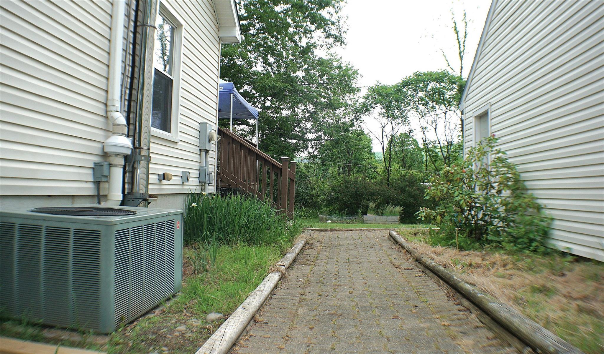 Single Family Saunders  Ulster County, NY 12489, MLS-866106-3