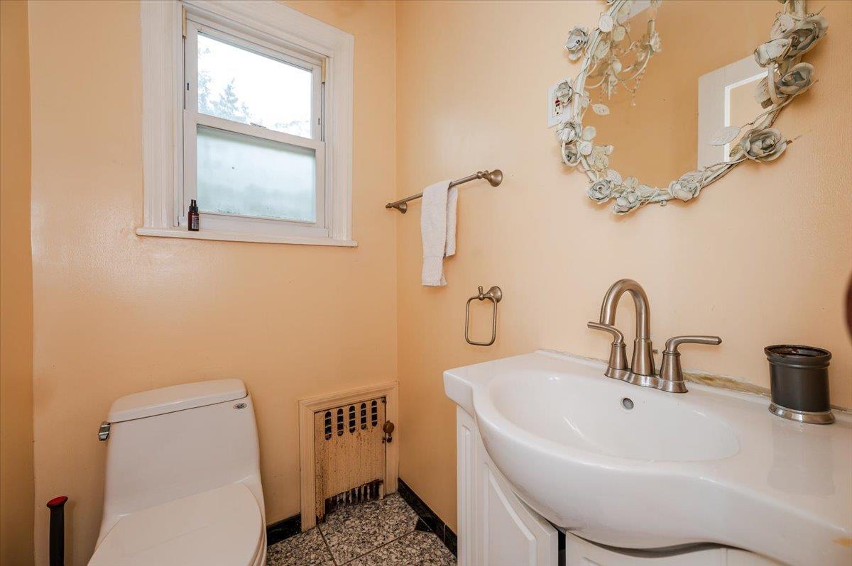 Single Family Linden  Nassau County, NY 11598, MLS-866122-12