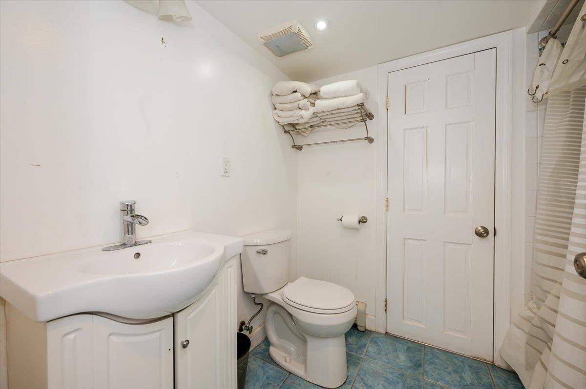 Single Family Linden  Nassau County, NY 11598, MLS-866122-20