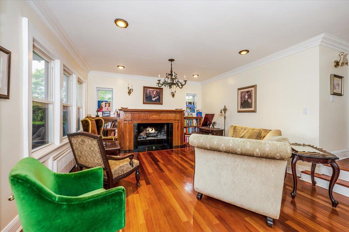 Single Family Linden  Nassau County, NY 11598, MLS-866122-4