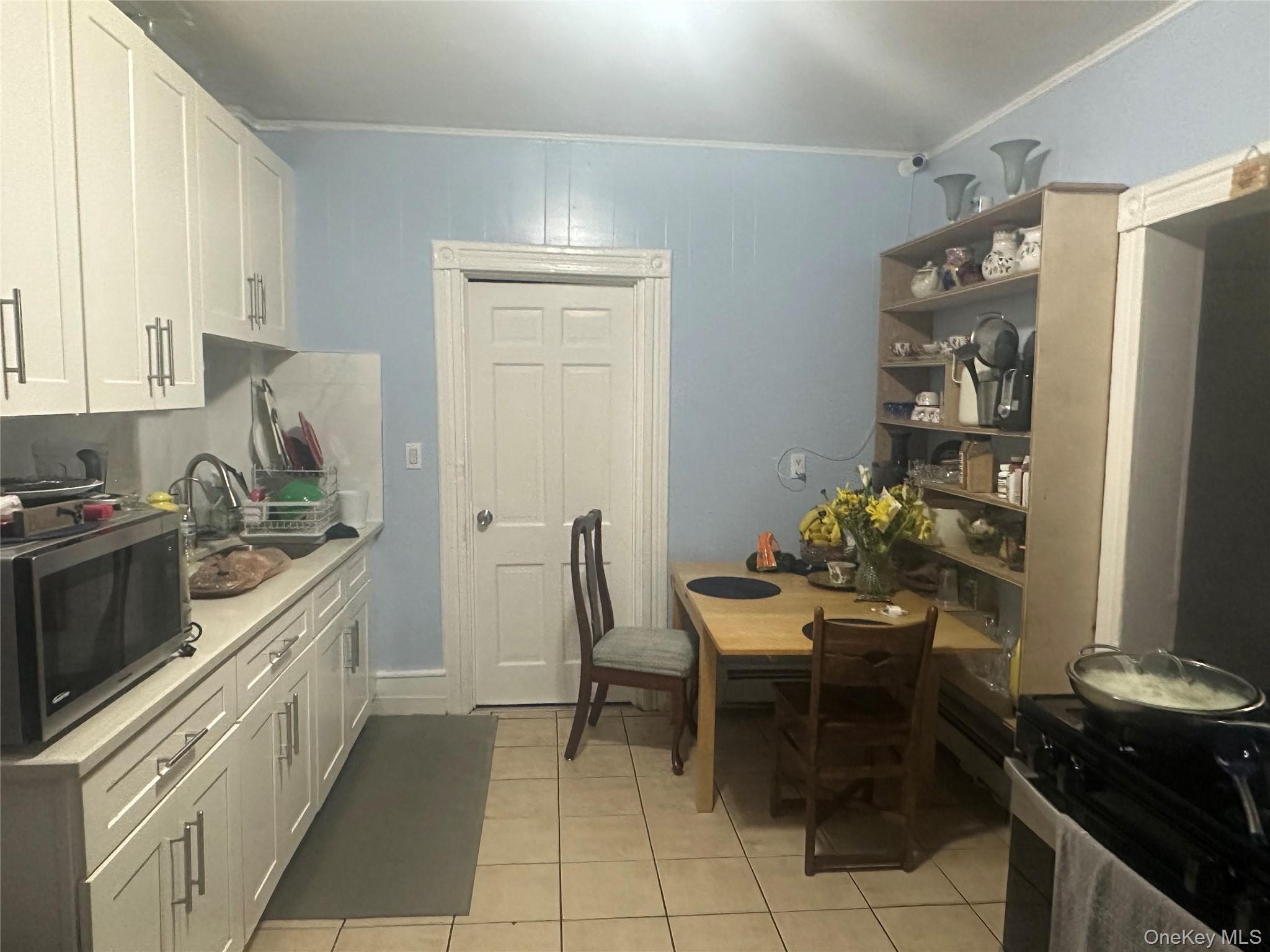 Single Family Oak  Westchester County, NY 10573, MLS-866131-8