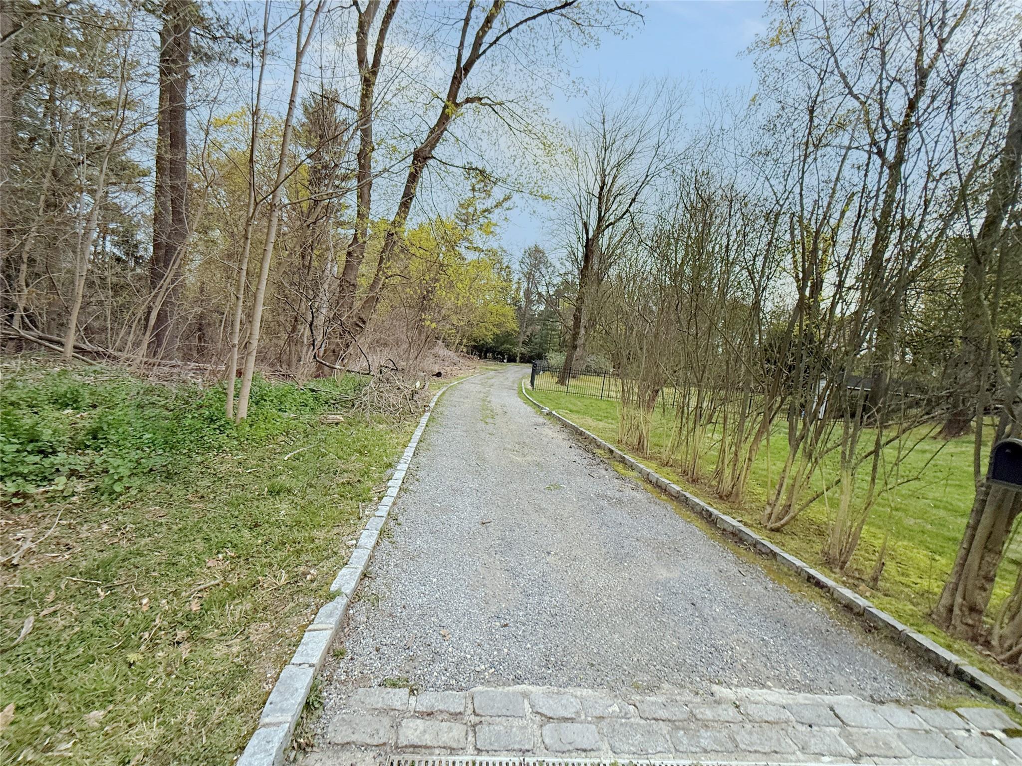 Single Family Woodstock  Nassau County, NY 11771, MLS-866177-6