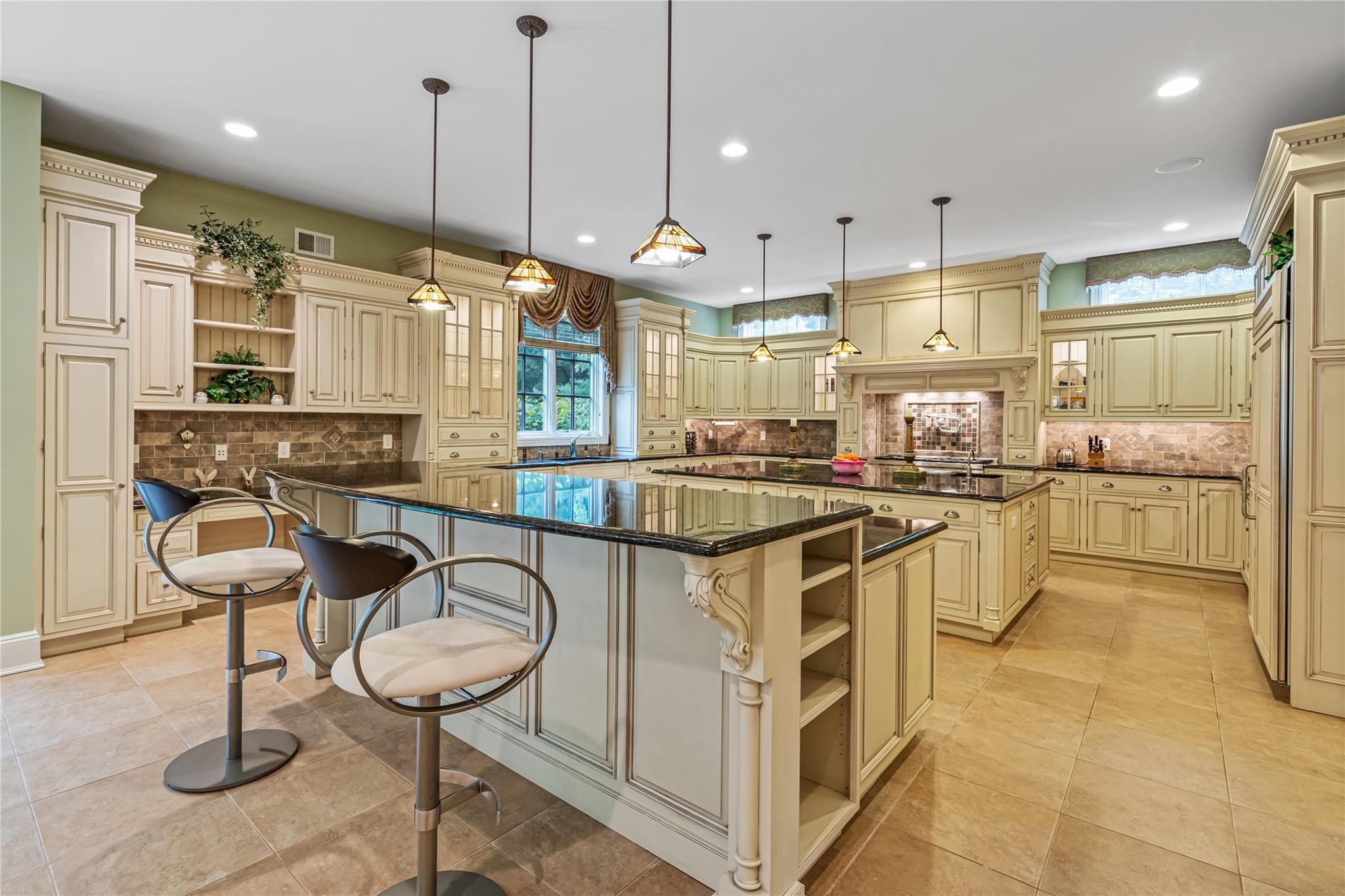 Single Family Westgate Rd  Nassau County, NY 11791, MLS-866193-14
