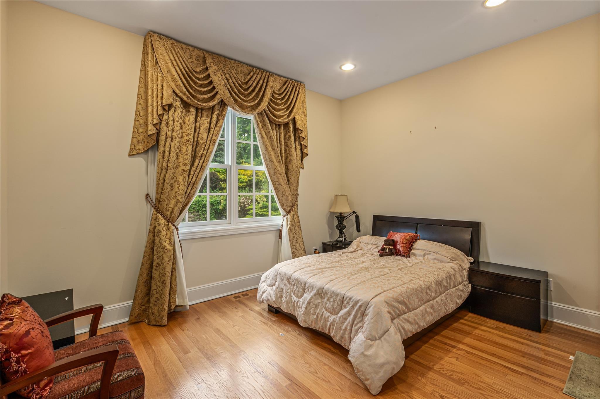 Single Family Westgate Rd  Nassau County, NY 11791, MLS-866193-20