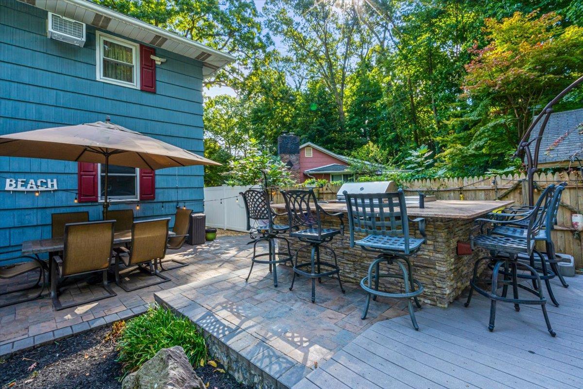 Single Family Upland  Suffolk County, NY 11731, MLS-866202-30