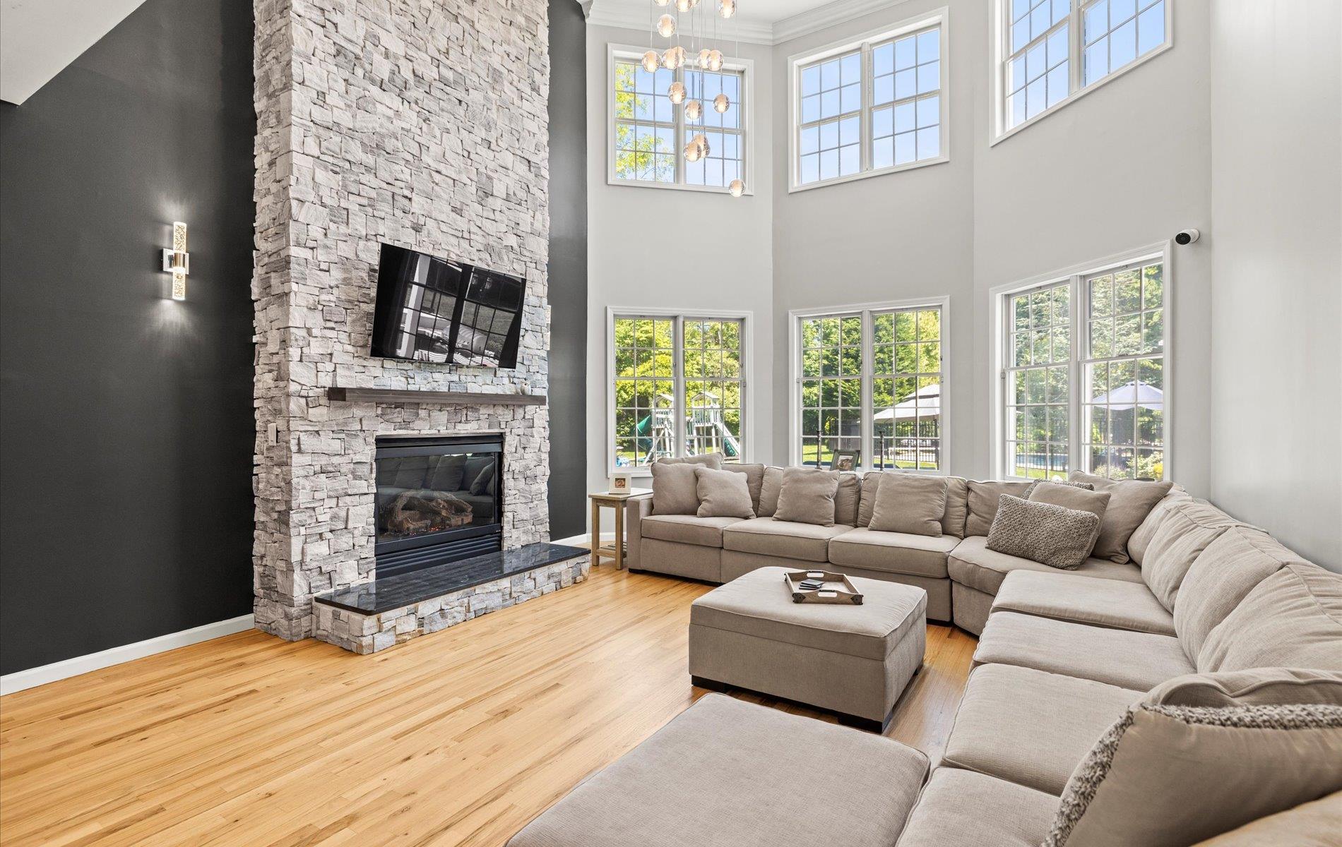 Single Family Home  Suffolk County, NY 11743, MLS-866215-9