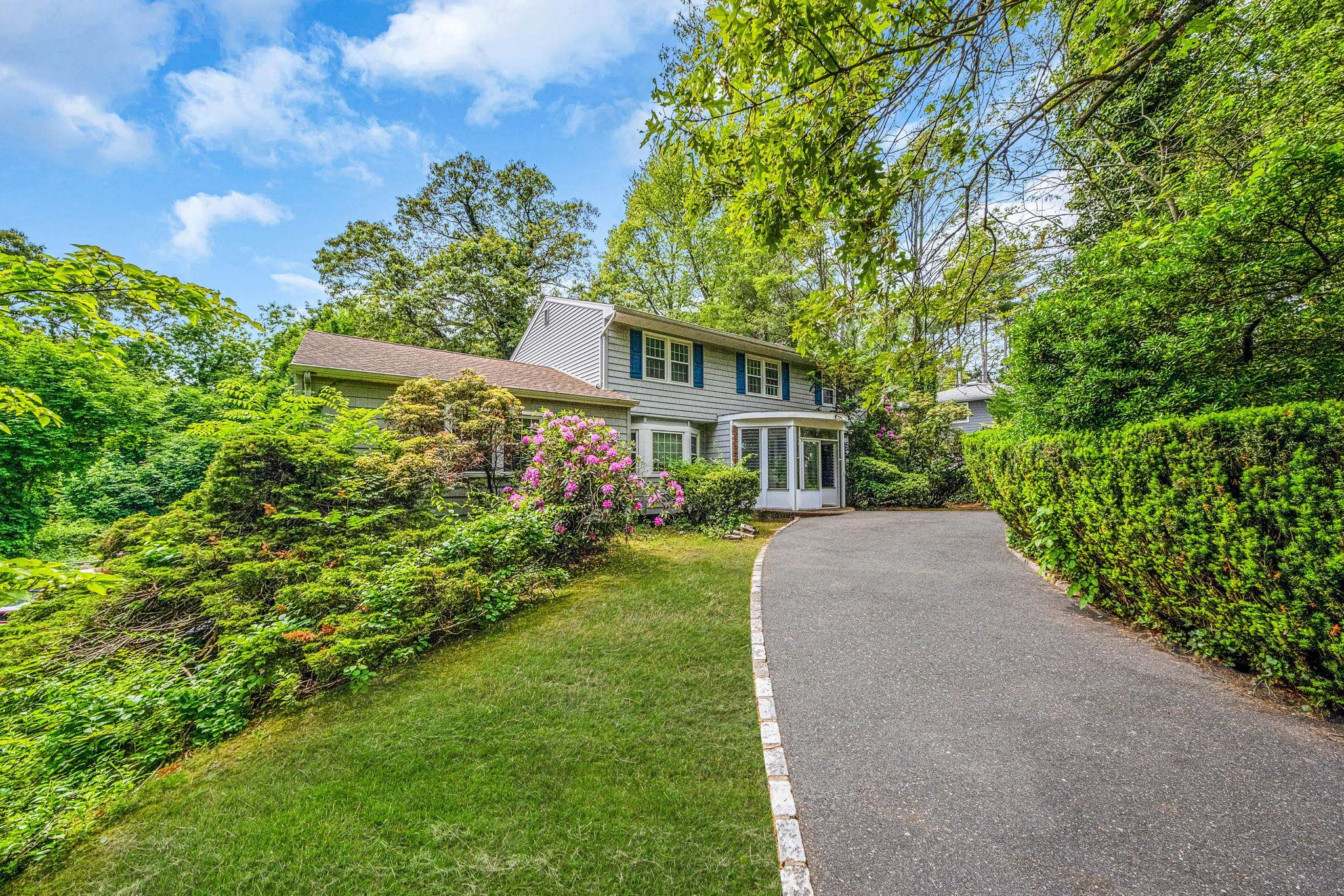Single Family Village Hill  Suffolk County, NY 11746, MLS-866269-3