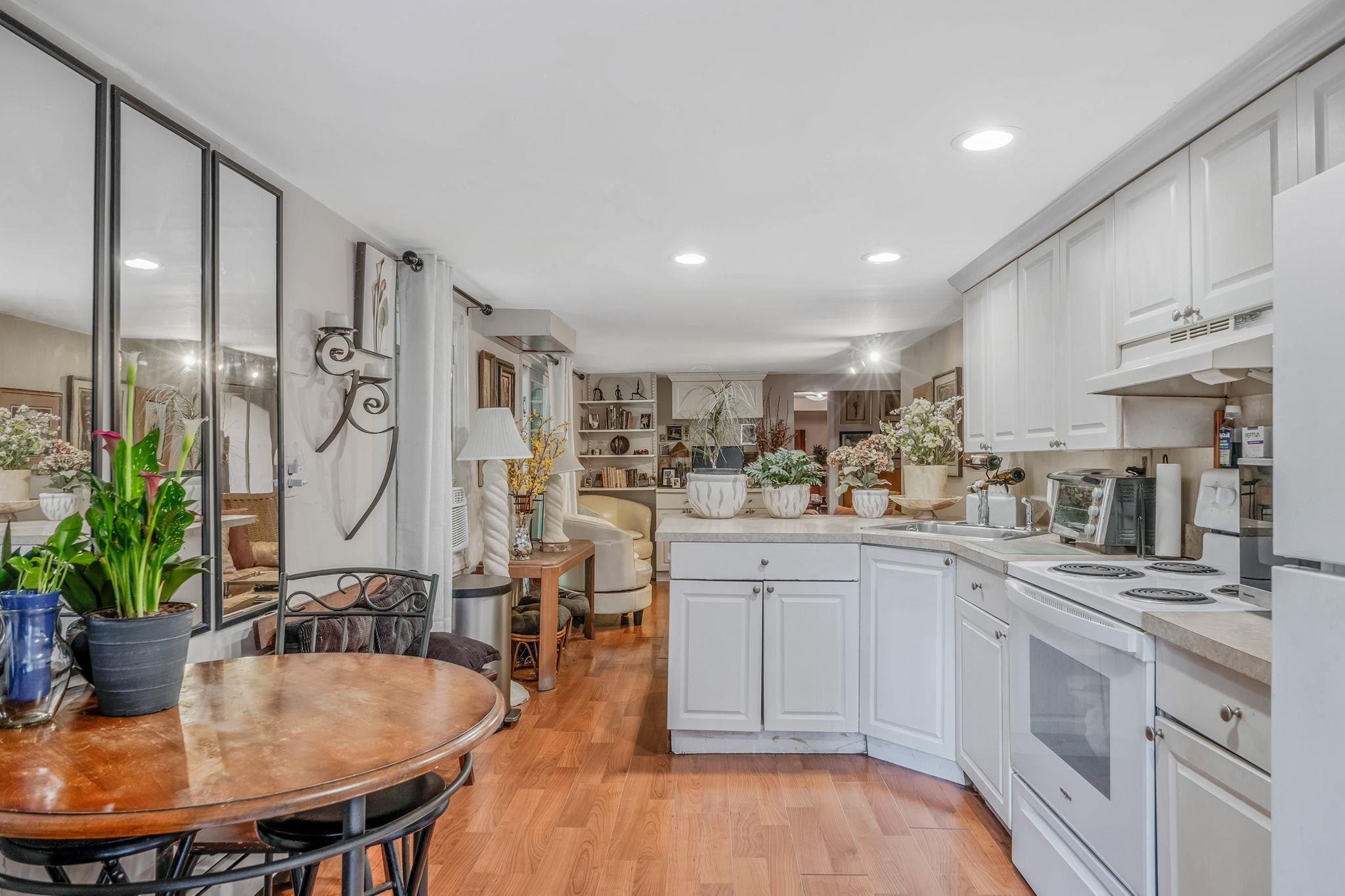 Single Family Village Hill  Suffolk County, NY 11746, MLS-866269-34