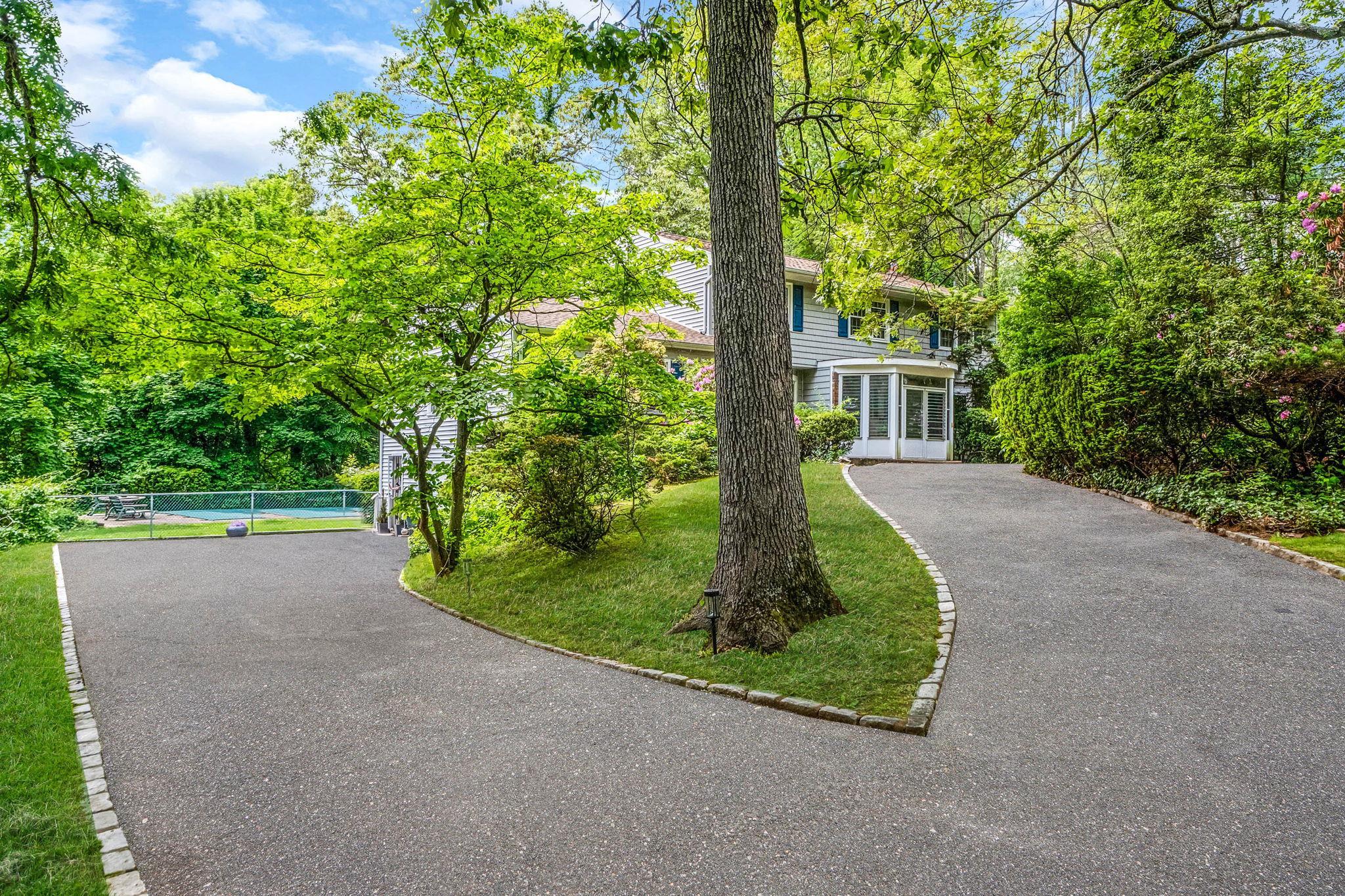 Single Family Village Hill  Suffolk County, NY 11746, MLS-866269-4