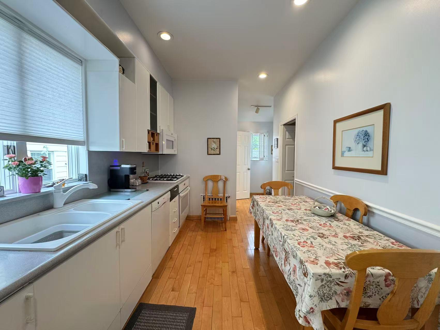 Single Family 248  Queens, NY 11363, MLS-866281-5