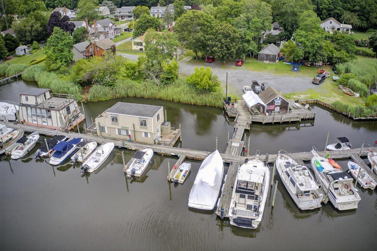 Single Family Riverside Drive Suffolk County, NY 11901, MLS-866307-8