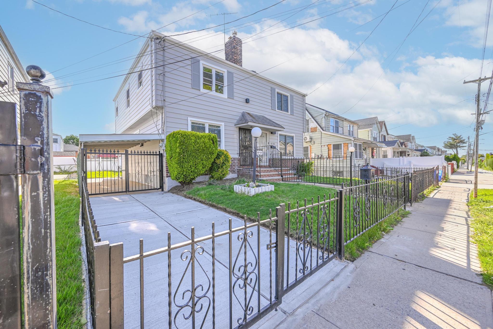 Single Family 202  Queens, NY 11412, MLS-866308-2