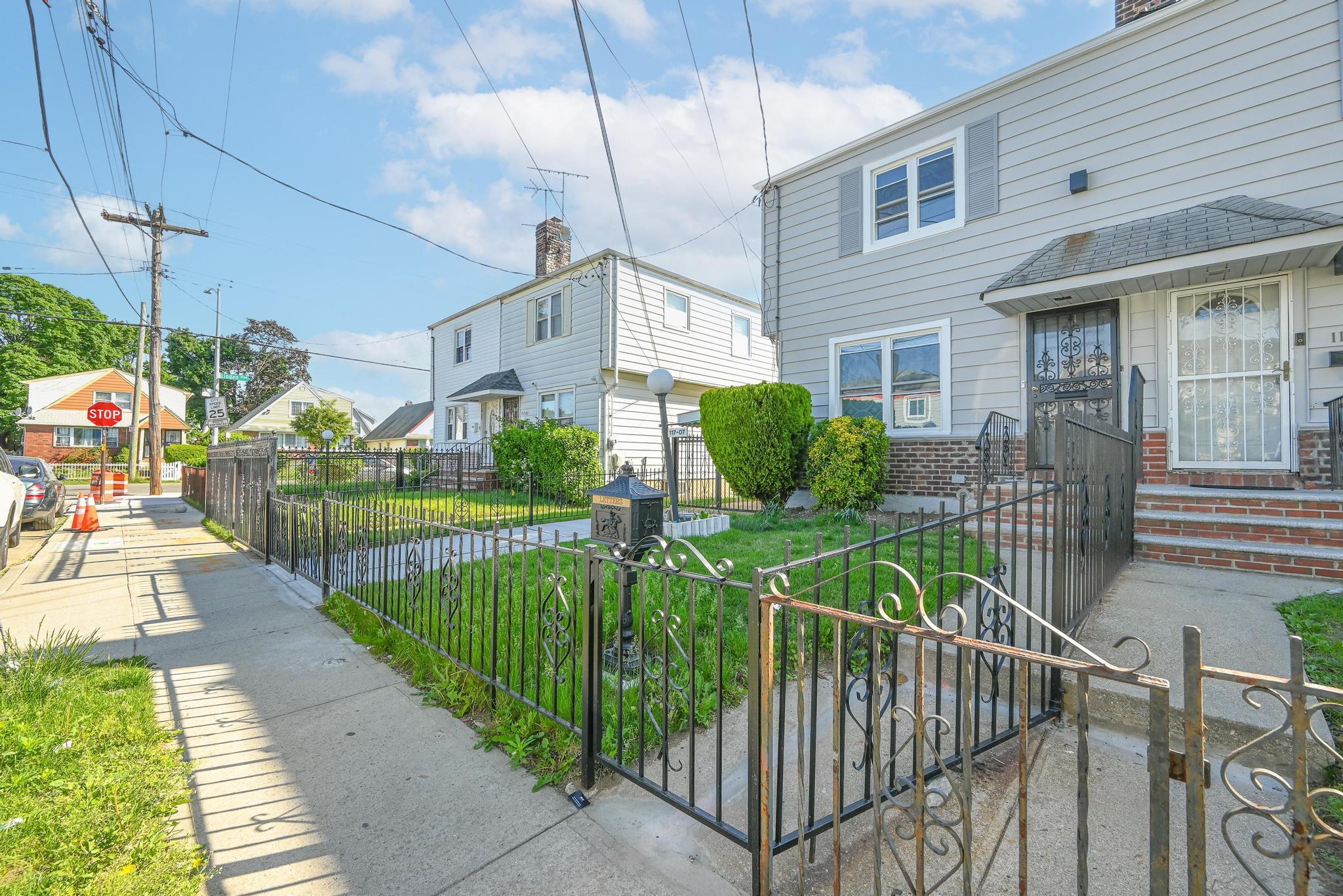 Single Family 202  Queens, NY 11412, MLS-866308-3