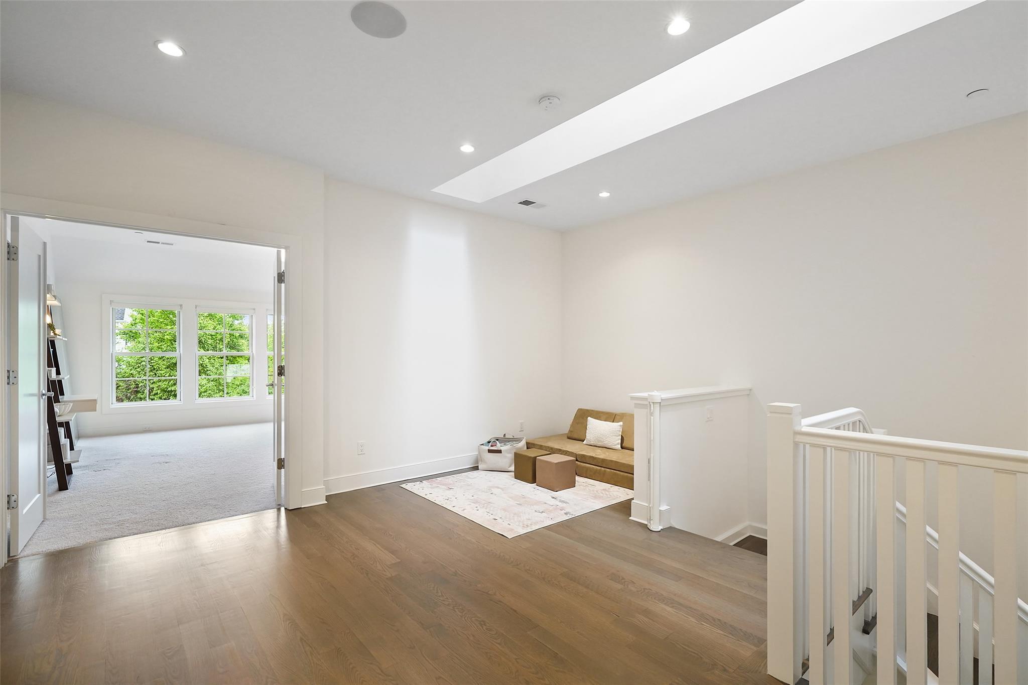 Single Family Rose  Westchester County, NY 10573, MLS-866316-16
