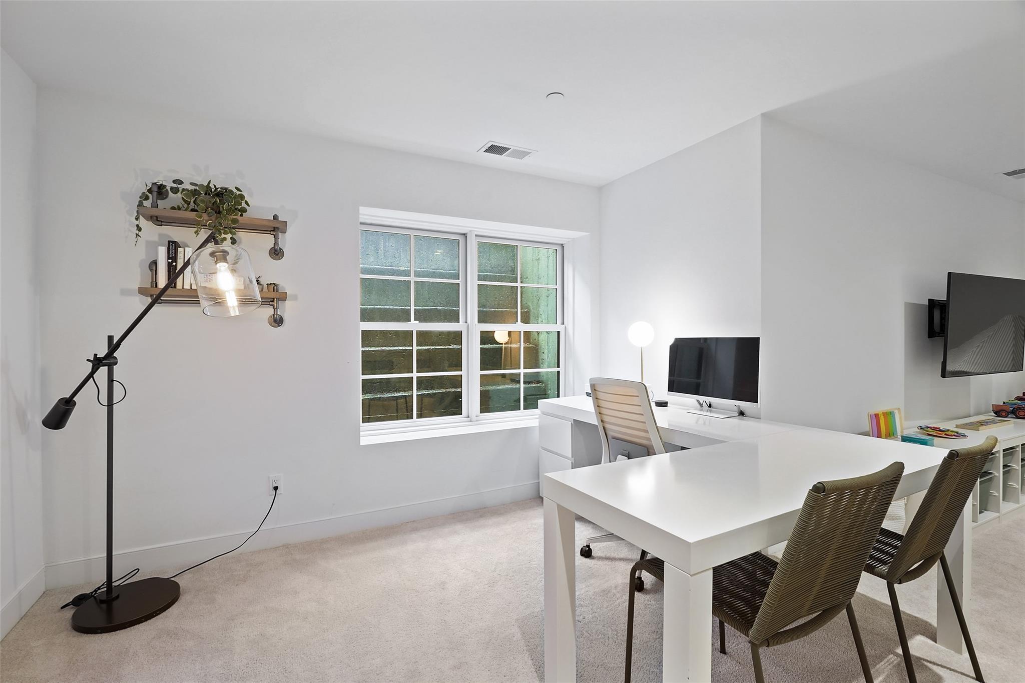 Single Family Rose  Westchester County, NY 10573, MLS-866316-26